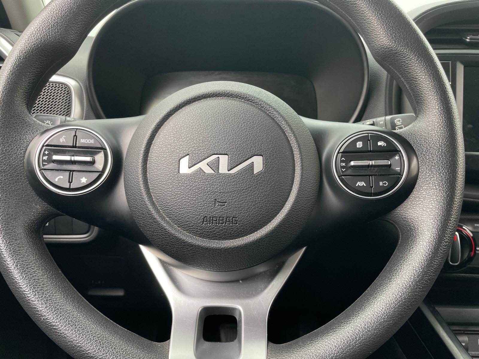 Thumbnail: 2023 Kia Soul - 5