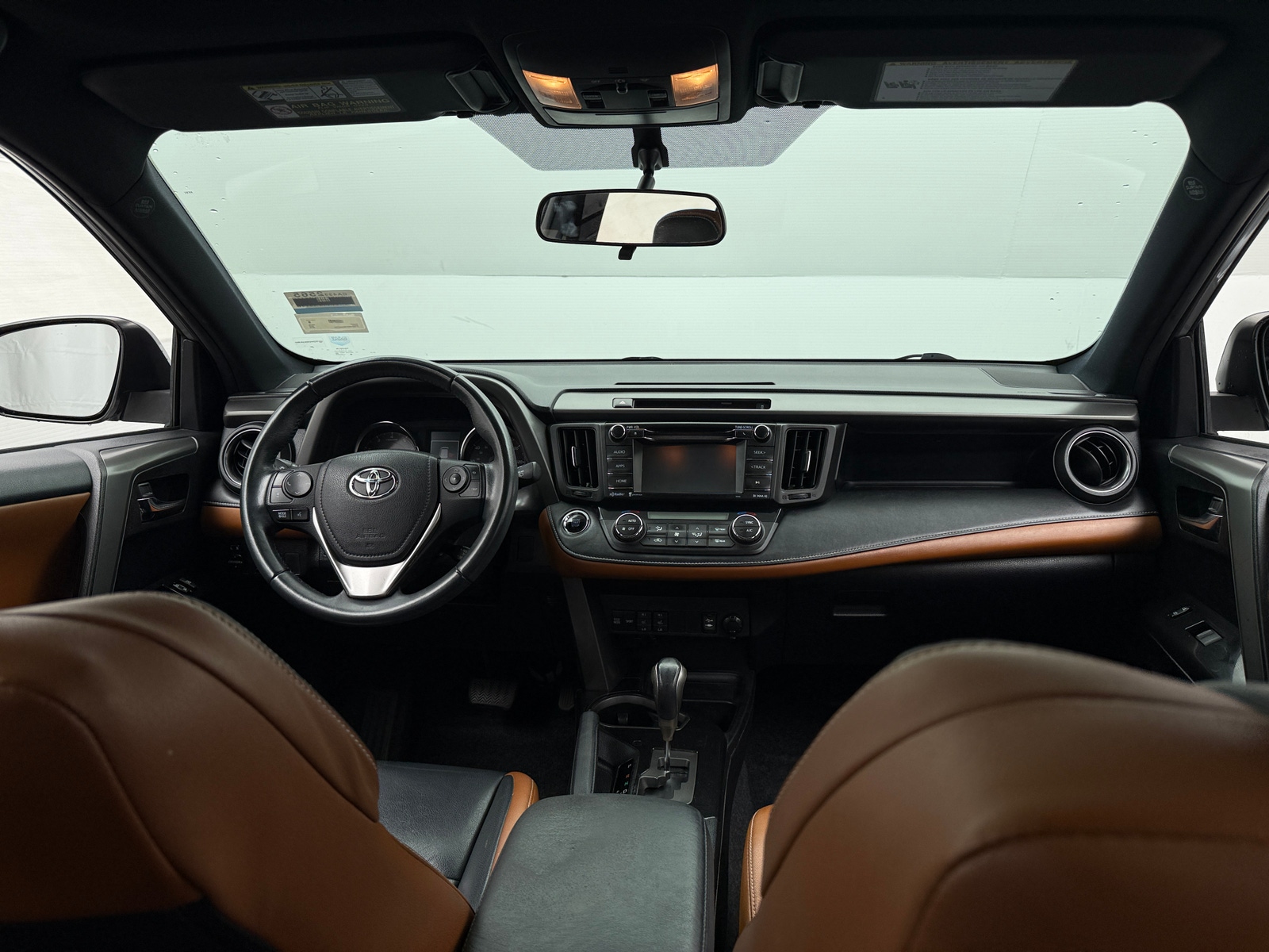 Thumbnail: 2016 Toyota RAV4 - 2