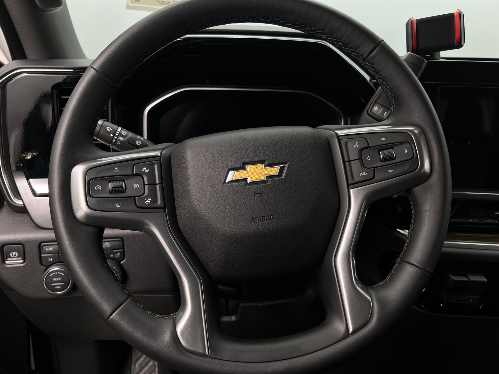 Thumbnail: 2026 Chevrolet Silverado 1500 - 5