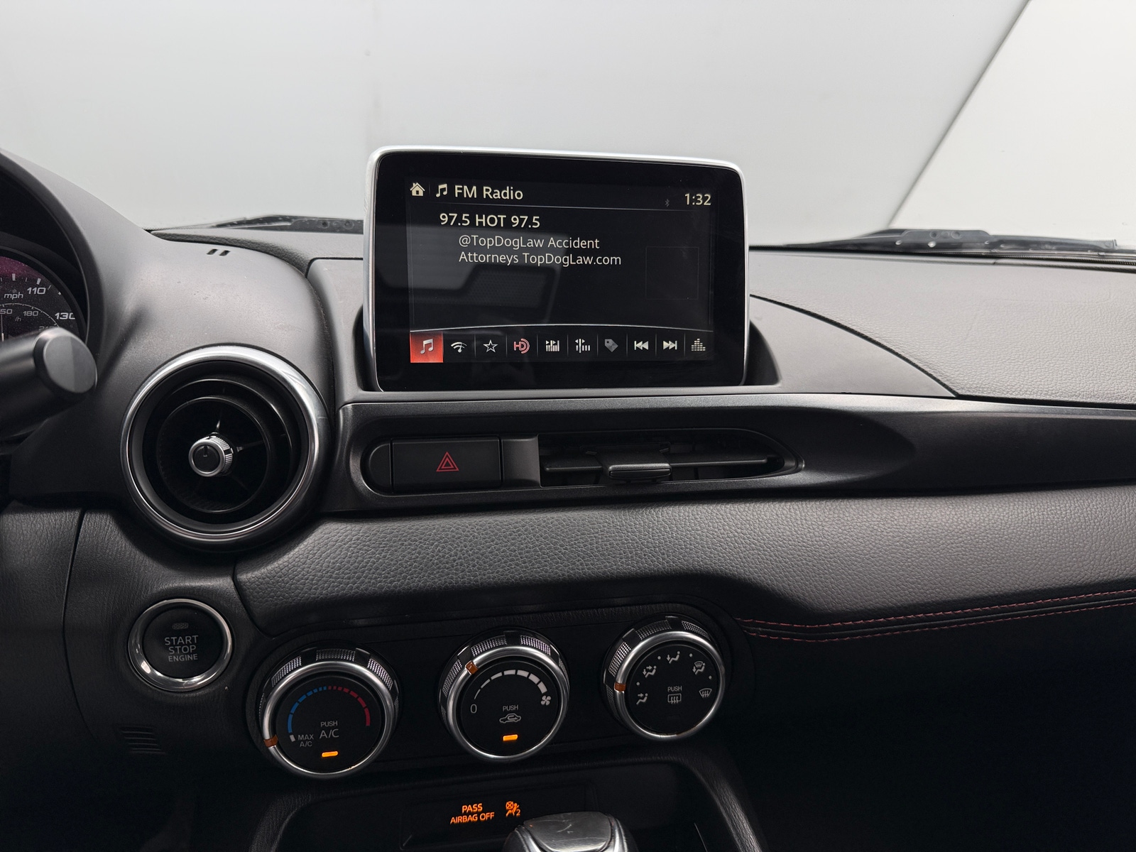 Thumbnail: 2020 Fiat 124 Spider - 3