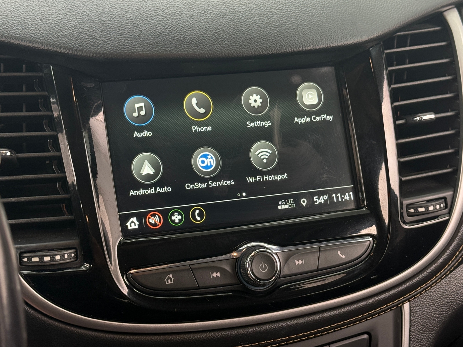 Thumbnail: 2019 Chevrolet Trax - 4