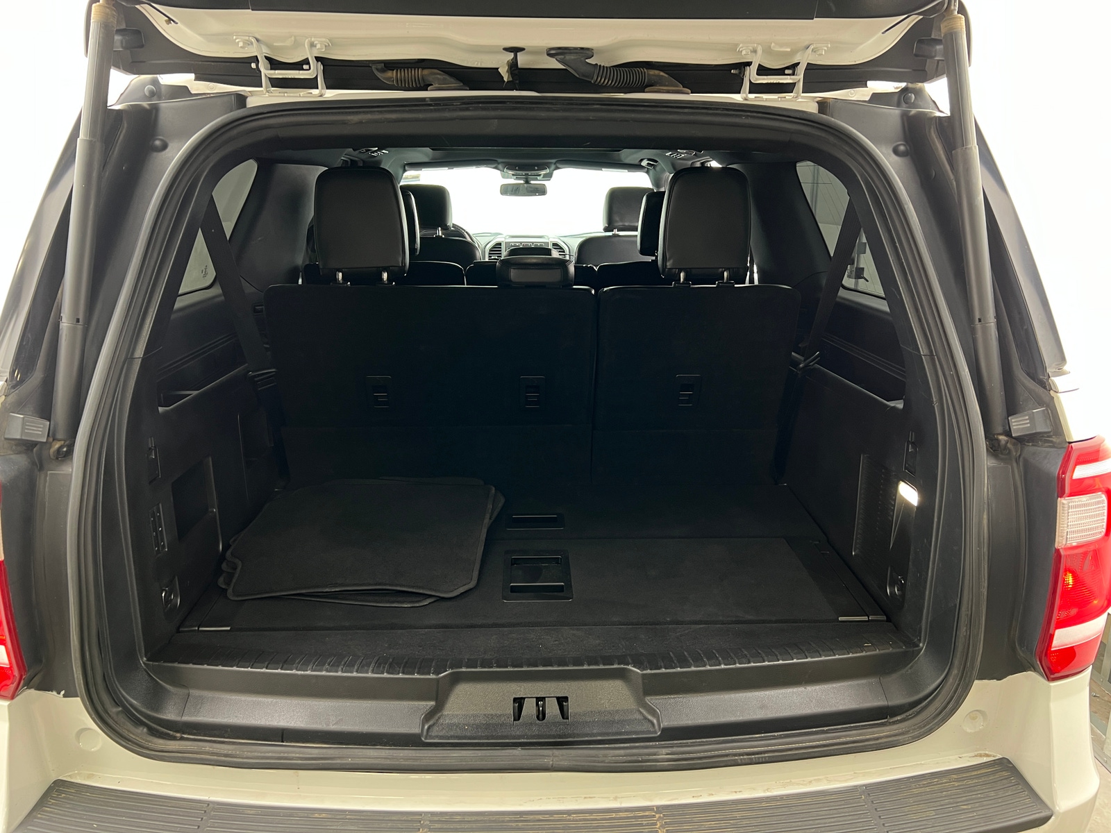 Thumbnail: 2021 Ford Expedition MAX - 6