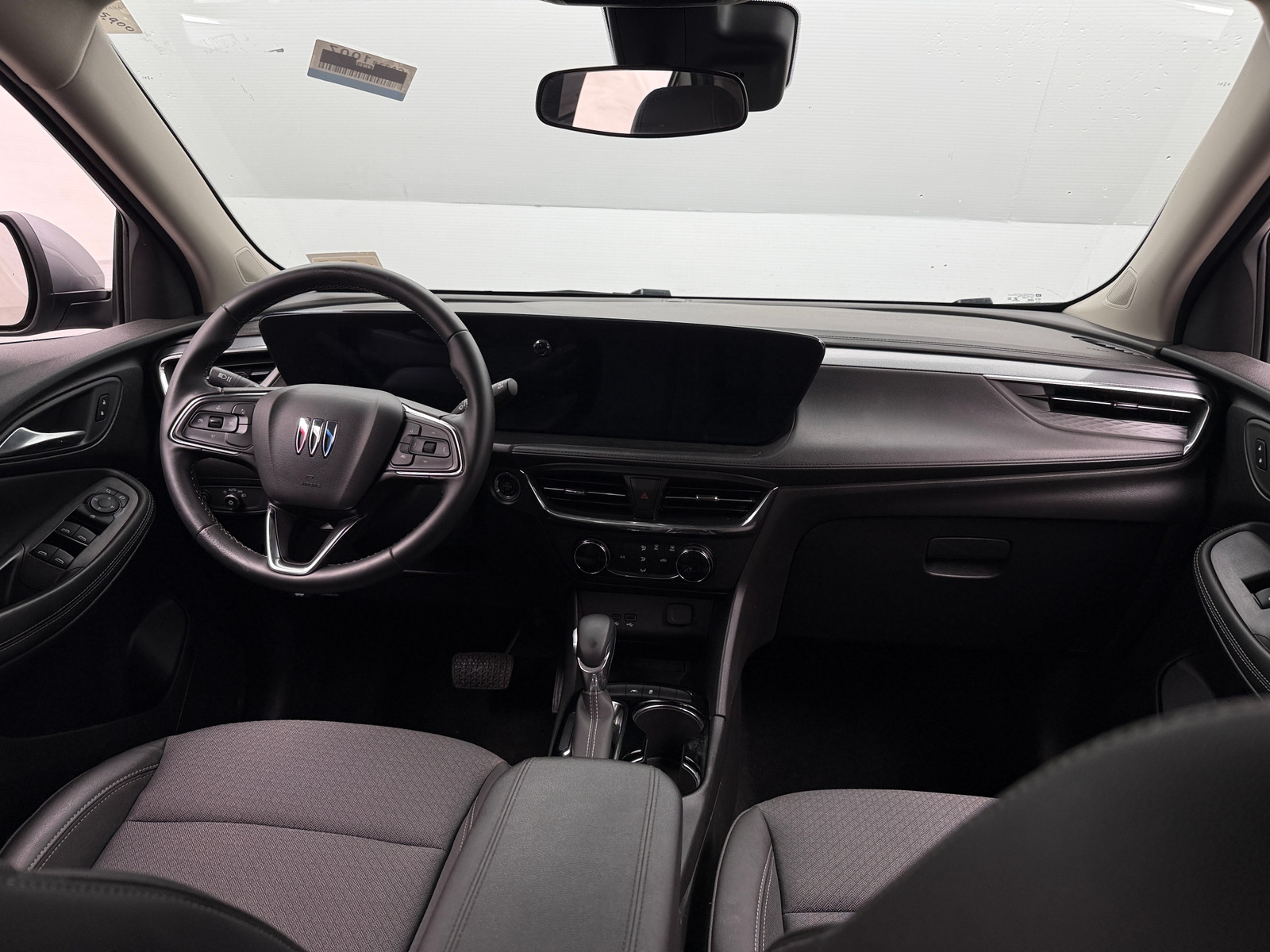 Thumbnail: 2025 Buick Encore GX - 3