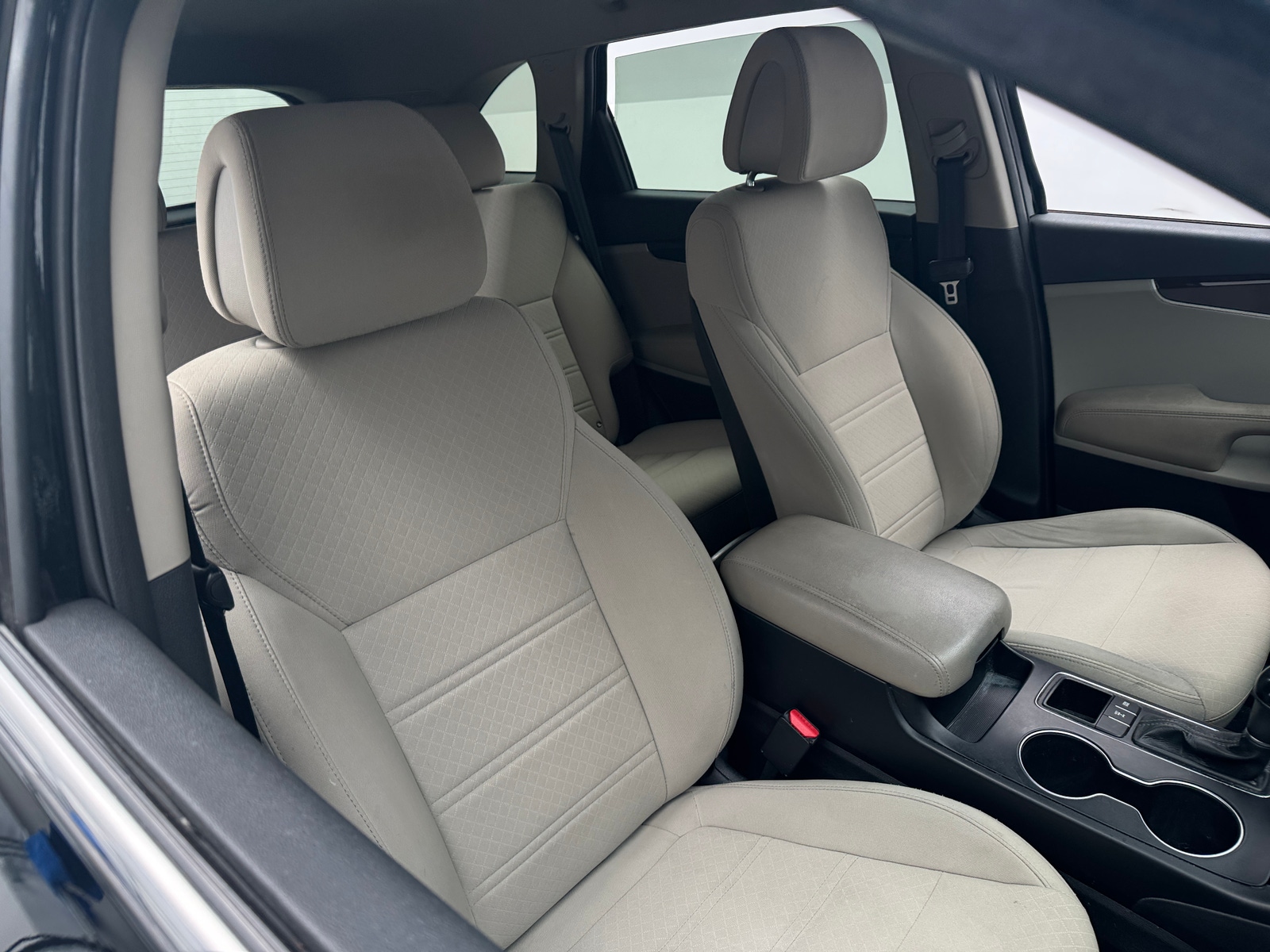 Thumbnail: 2016 Kia Sorento - 2