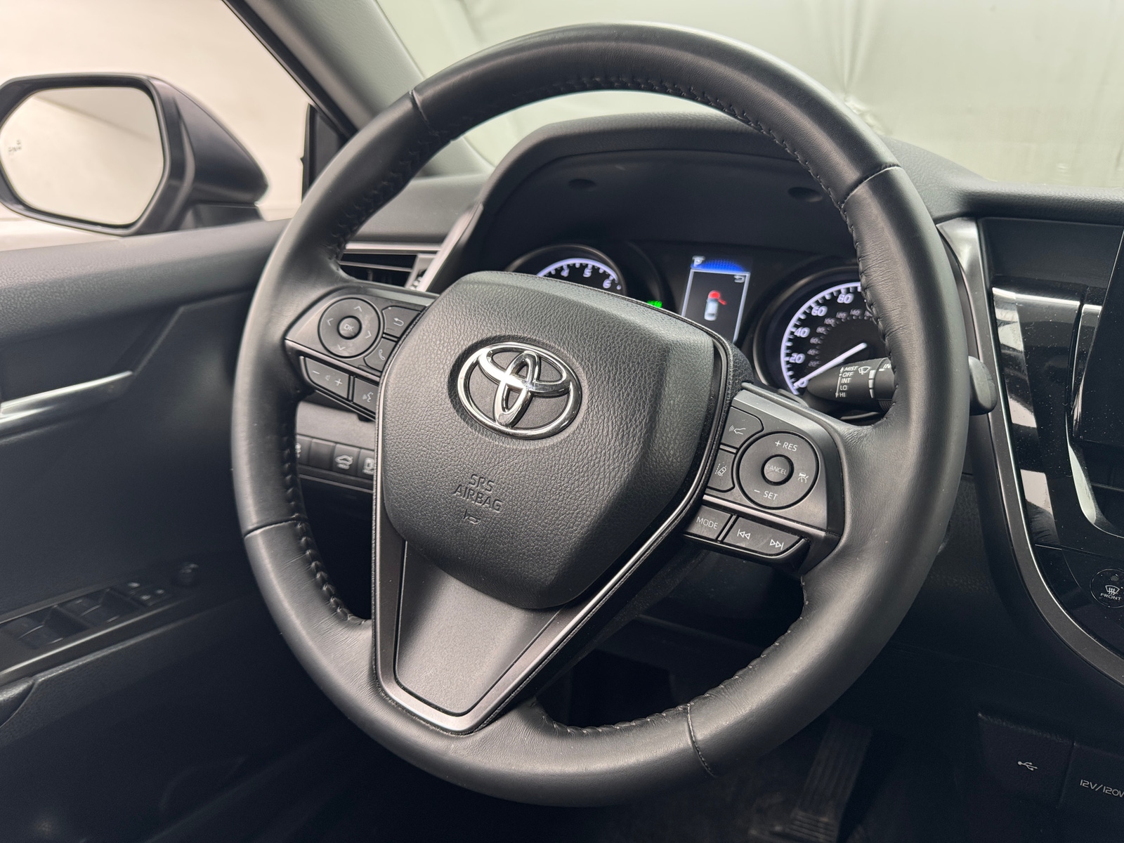 Thumbnail: 2023 Toyota Camry - 4