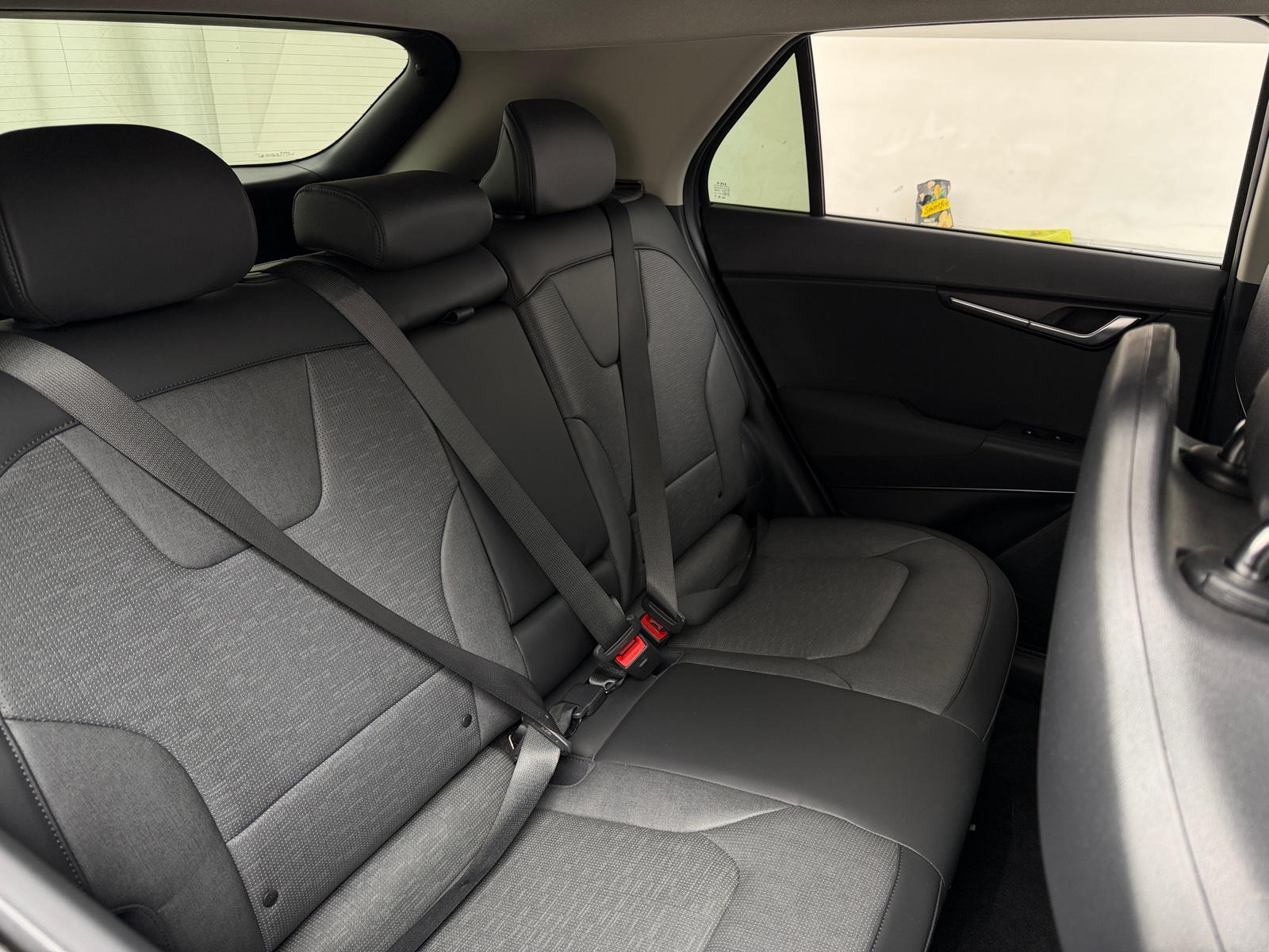 Thumbnail: 2024 Kia Niro - 5