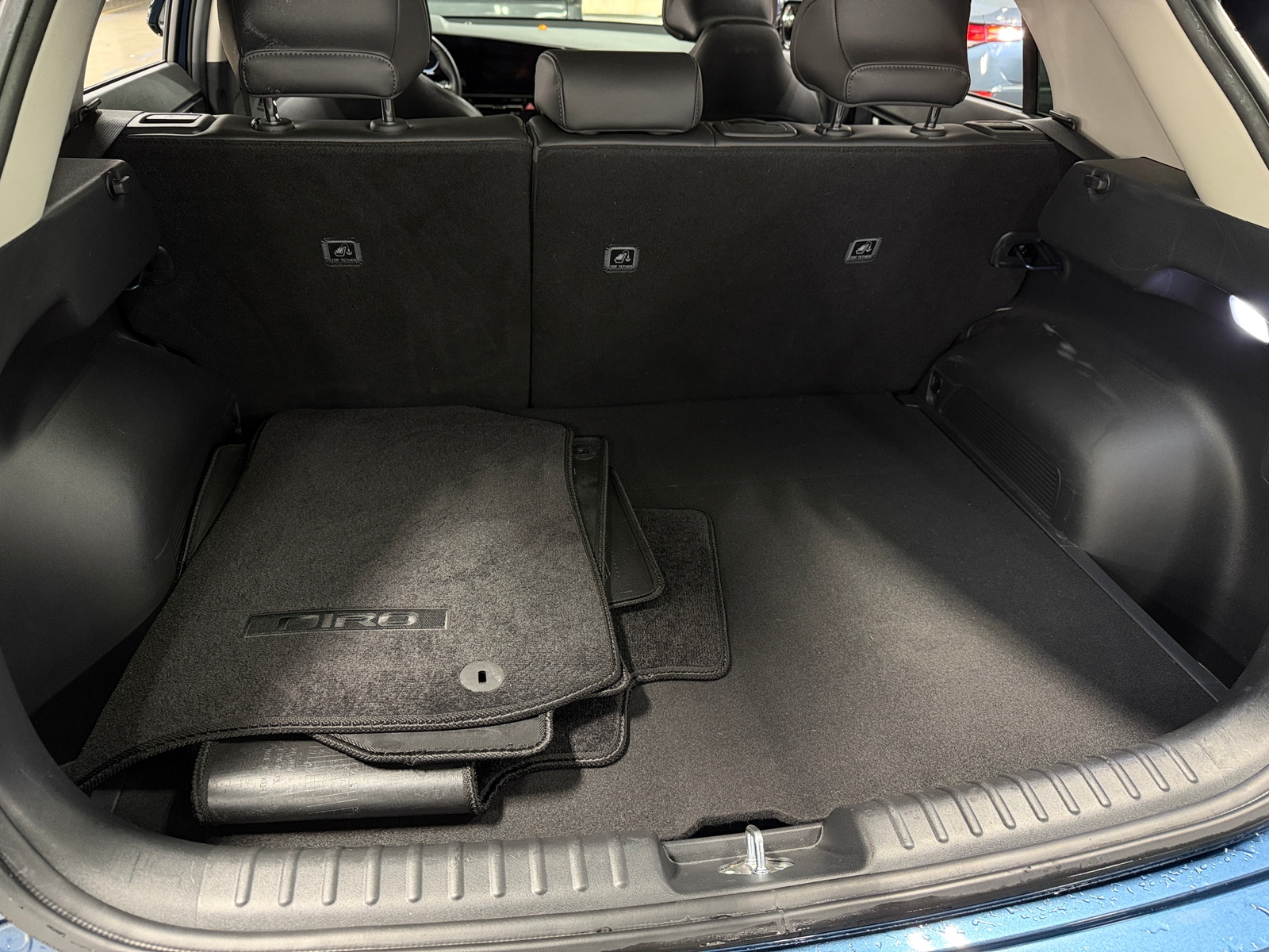 Thumbnail: 2024 Kia Niro - 6