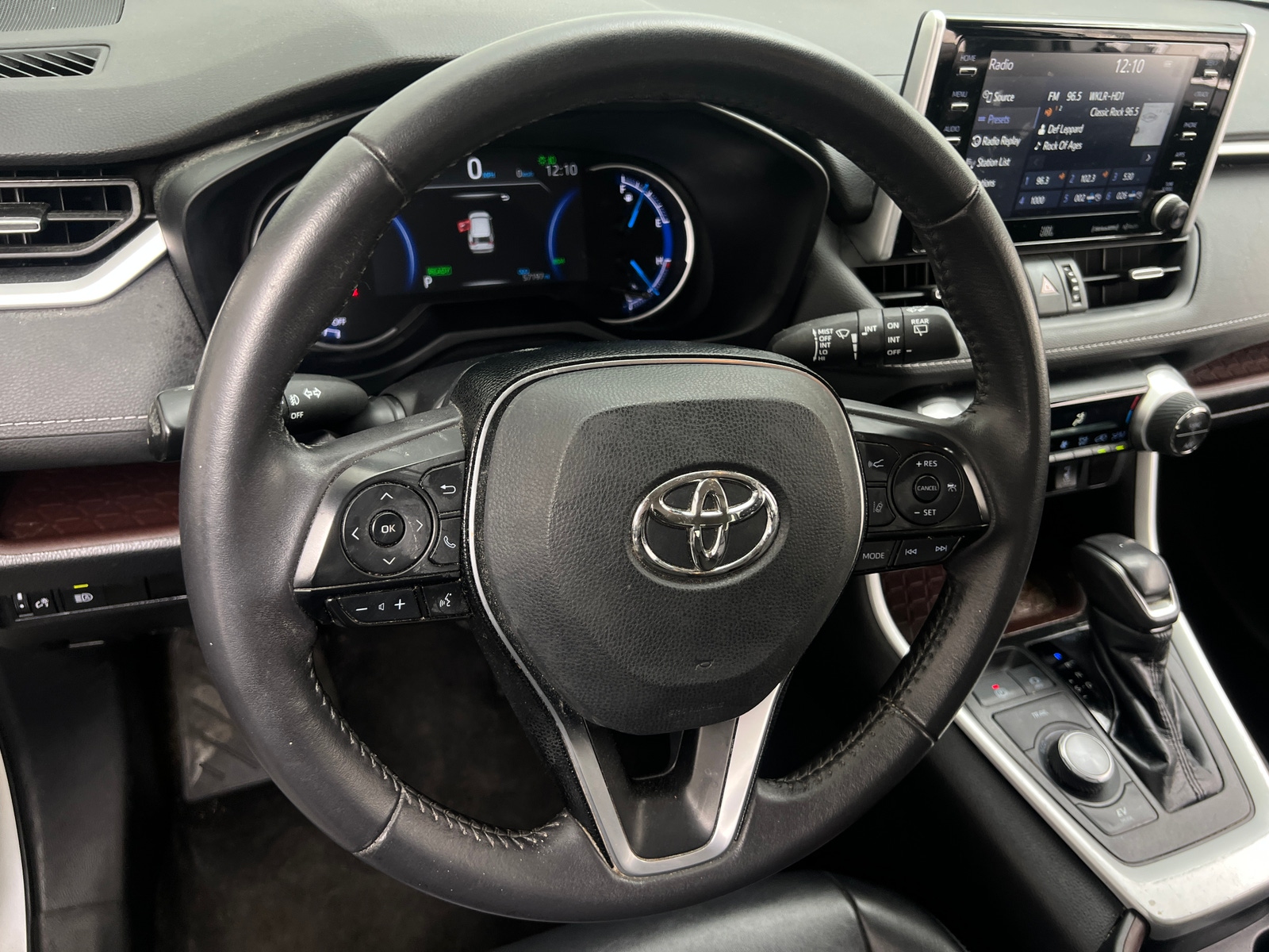 Thumbnail: 2021 Toyota RAV4 - 4