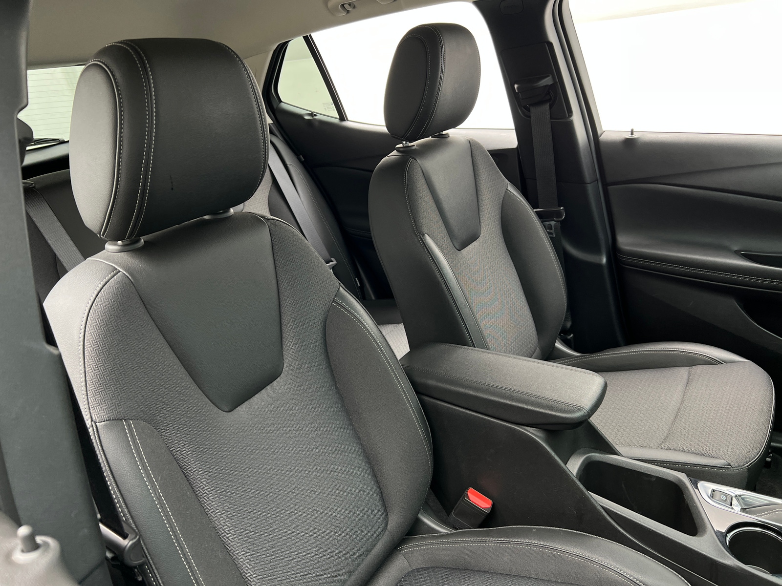 Thumbnail: 2025 Buick Encore GX - 2