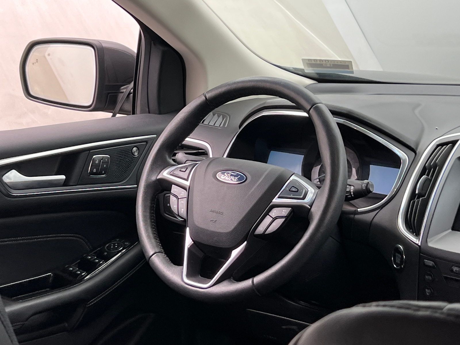 Thumbnail: 2019 Ford Edge - 4