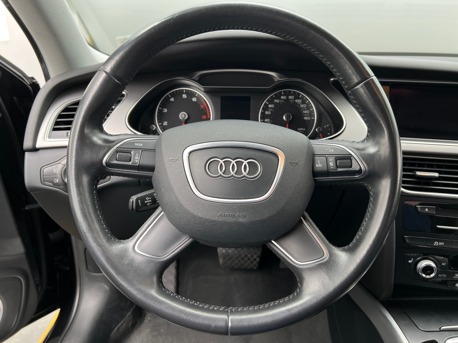Thumbnail: 2014 Audi A4 - 4