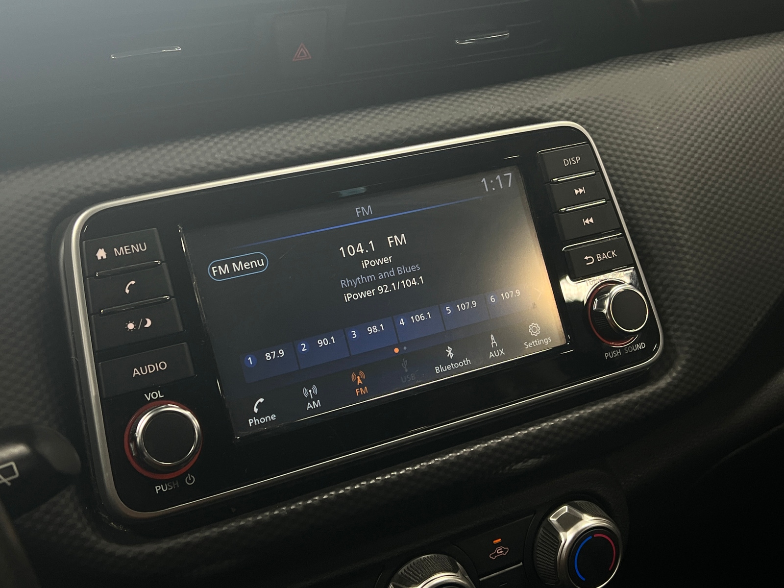 Thumbnail: 2022 Nissan Kicks - 4