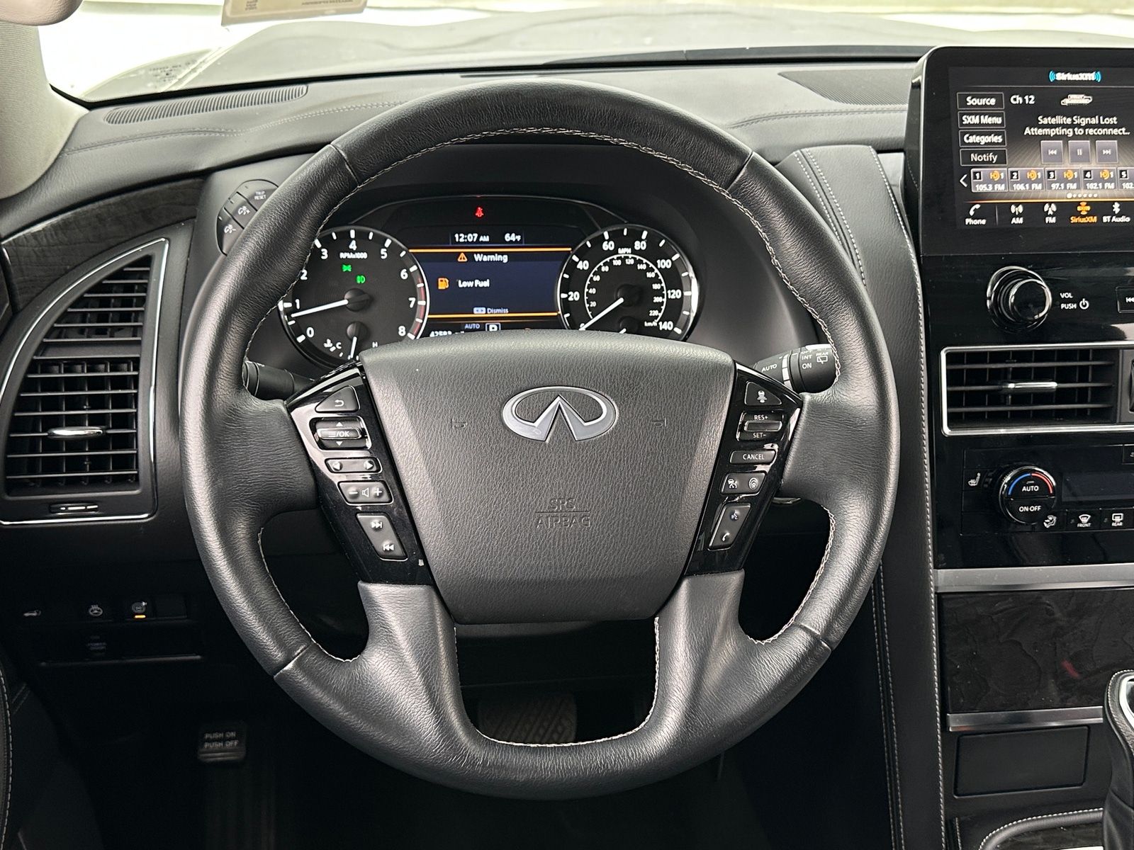 Thumbnail: 2023 INFINITI QX80 - 4