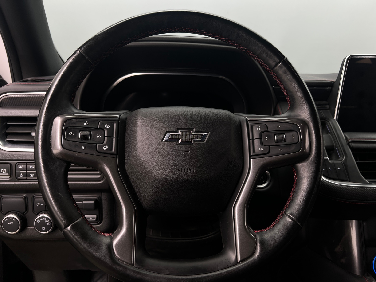 Thumbnail: 2024 Chevrolet Tahoe - 4