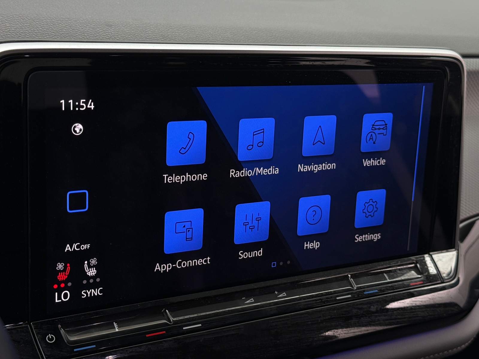 Thumbnail: 2025 Volkswagen Atlas - 3