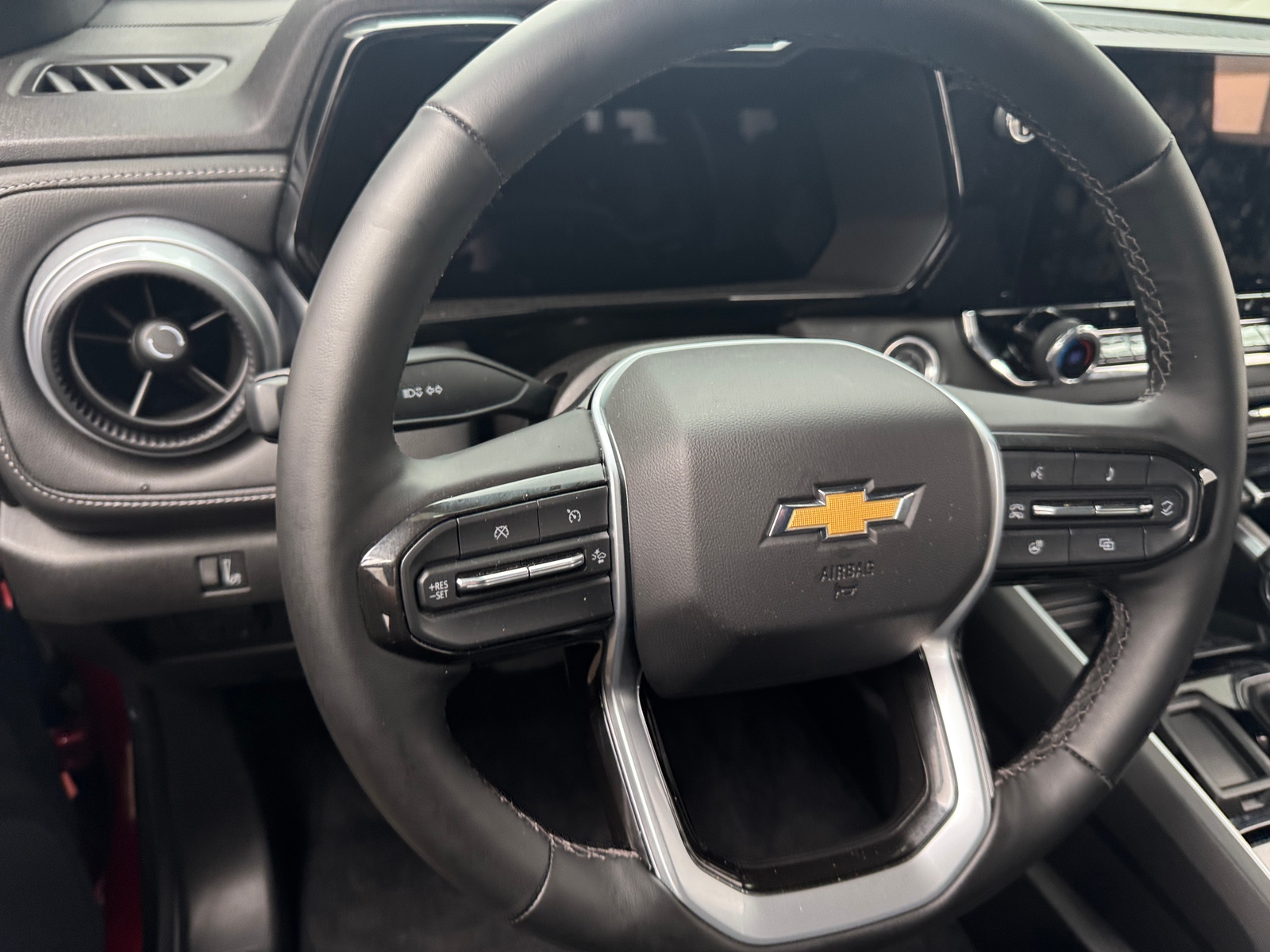 Thumbnail: 2025 Chevrolet Colorado - 5