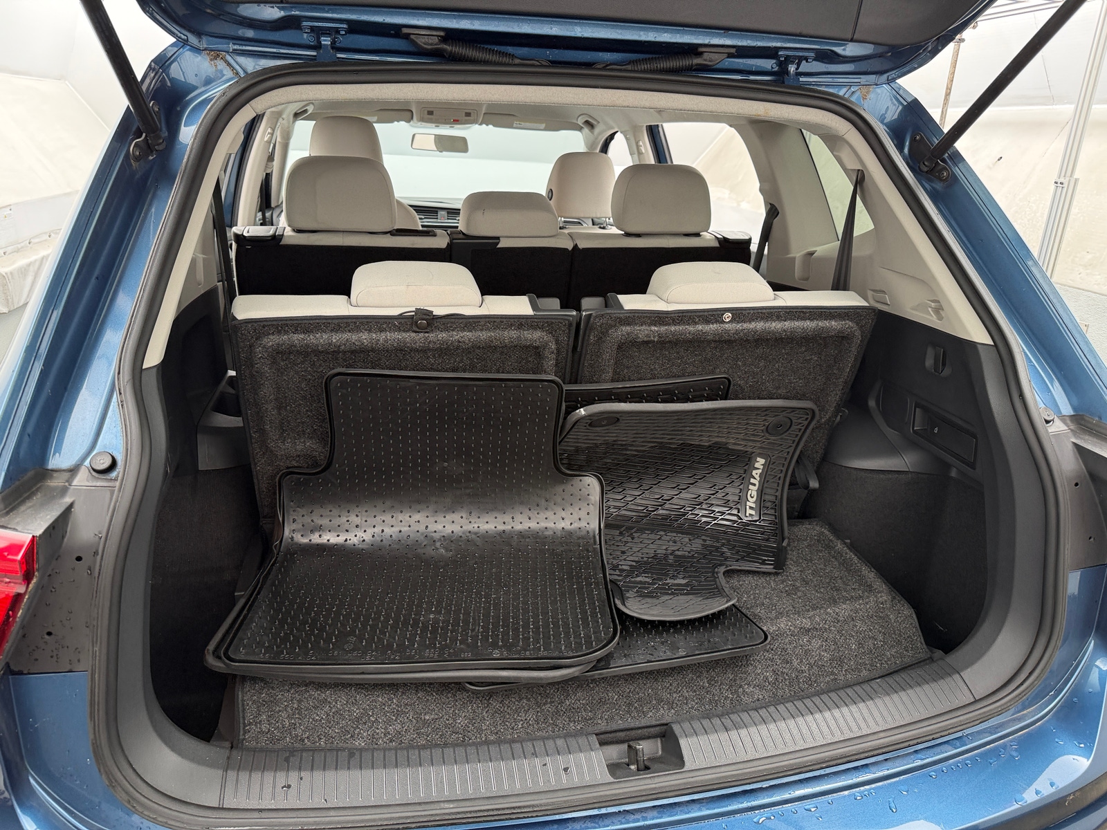 Thumbnail: 2020 Volkswagen Tiguan - 7