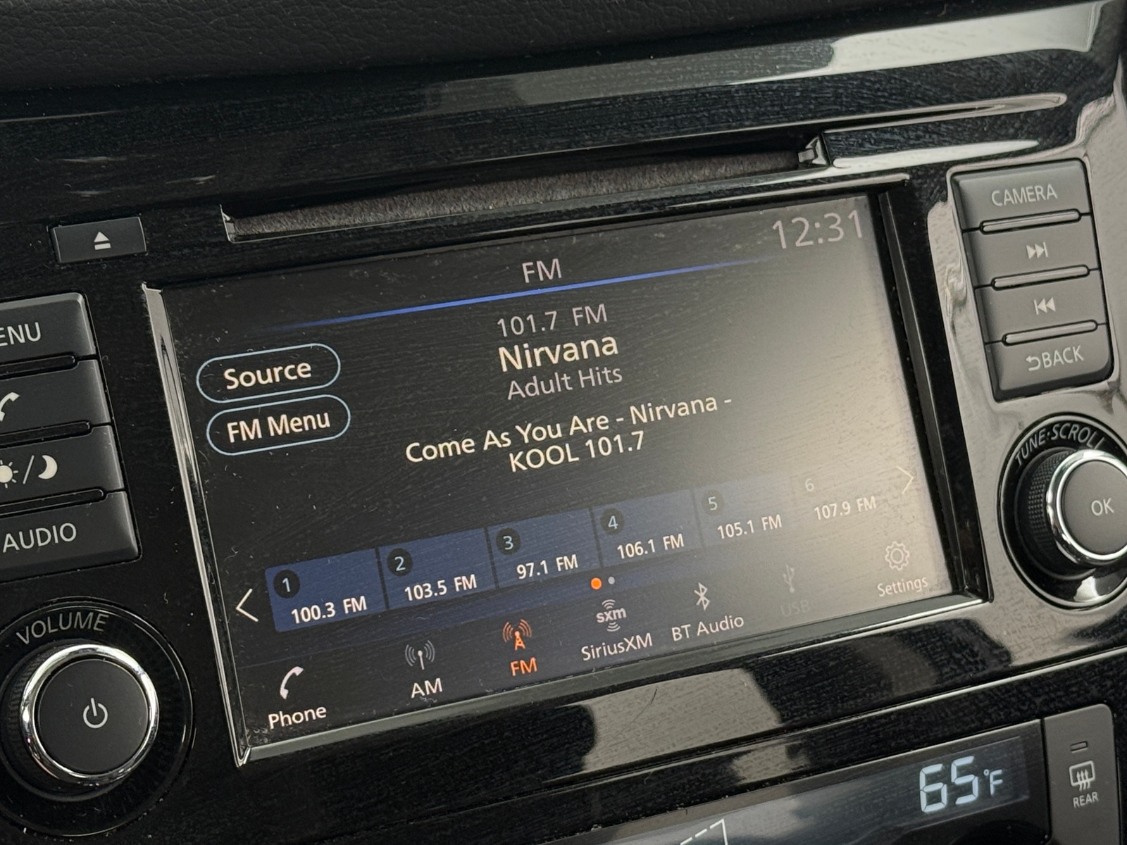 Thumbnail: 2020 Nissan Rogue Sport - 4