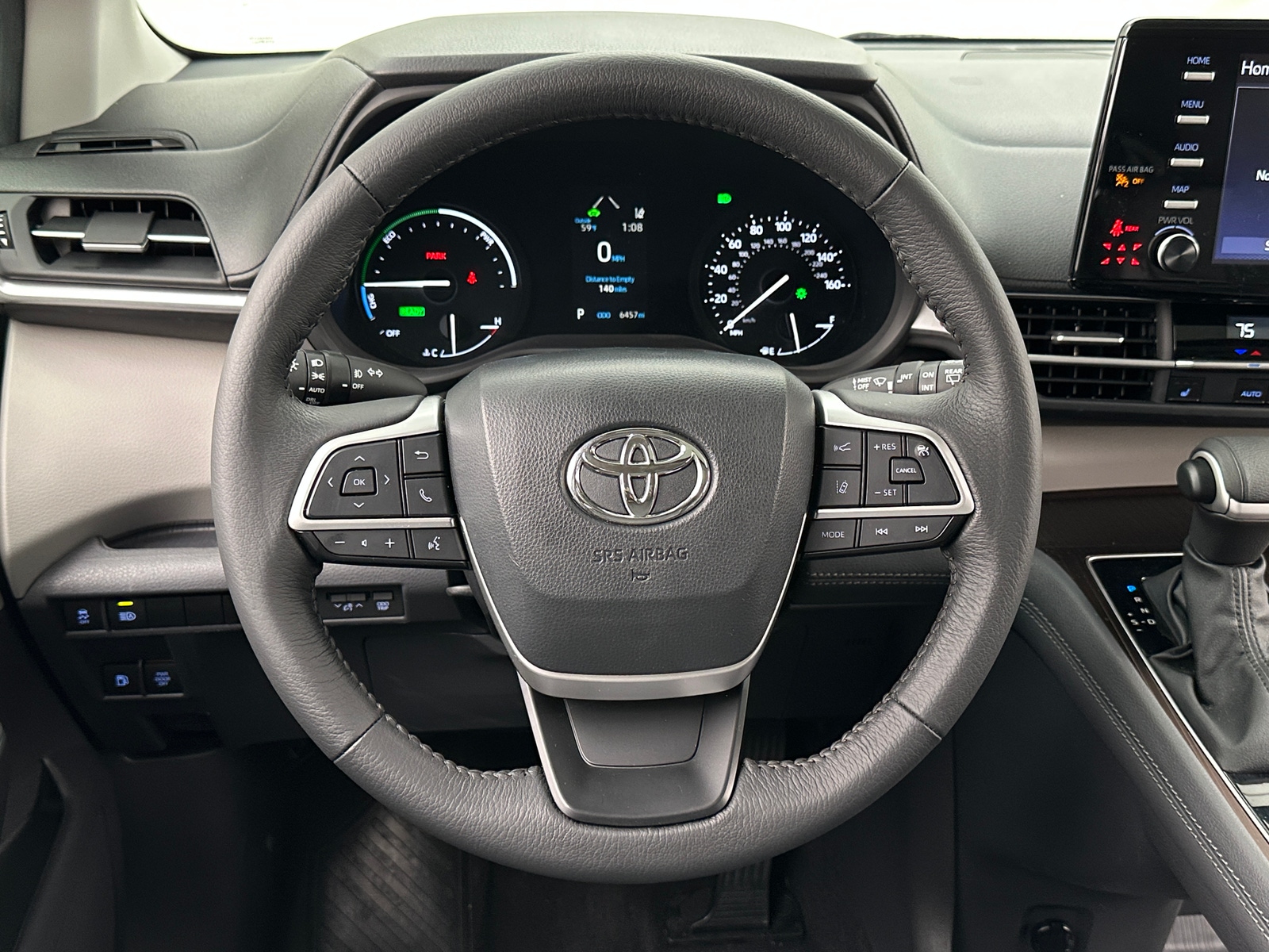 Thumbnail: 2024 Toyota Sienna - 4