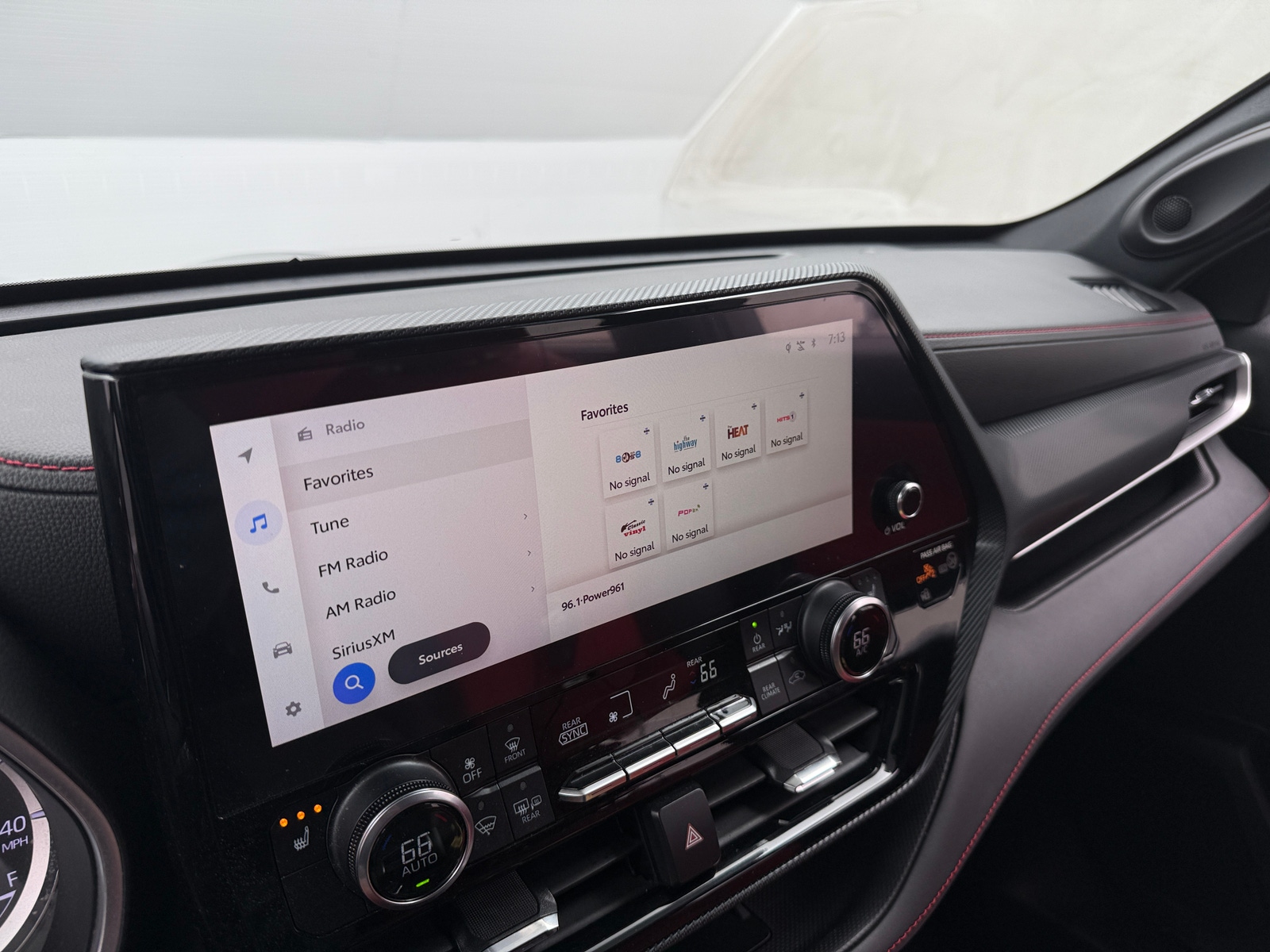 Thumbnail: 2023 Toyota Highlander - 3