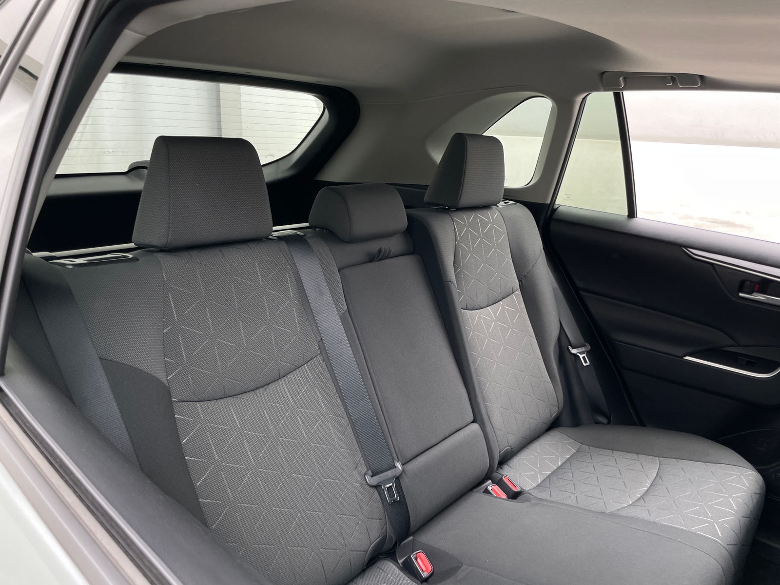 Thumbnail: 2021 Toyota RAV4 - 6