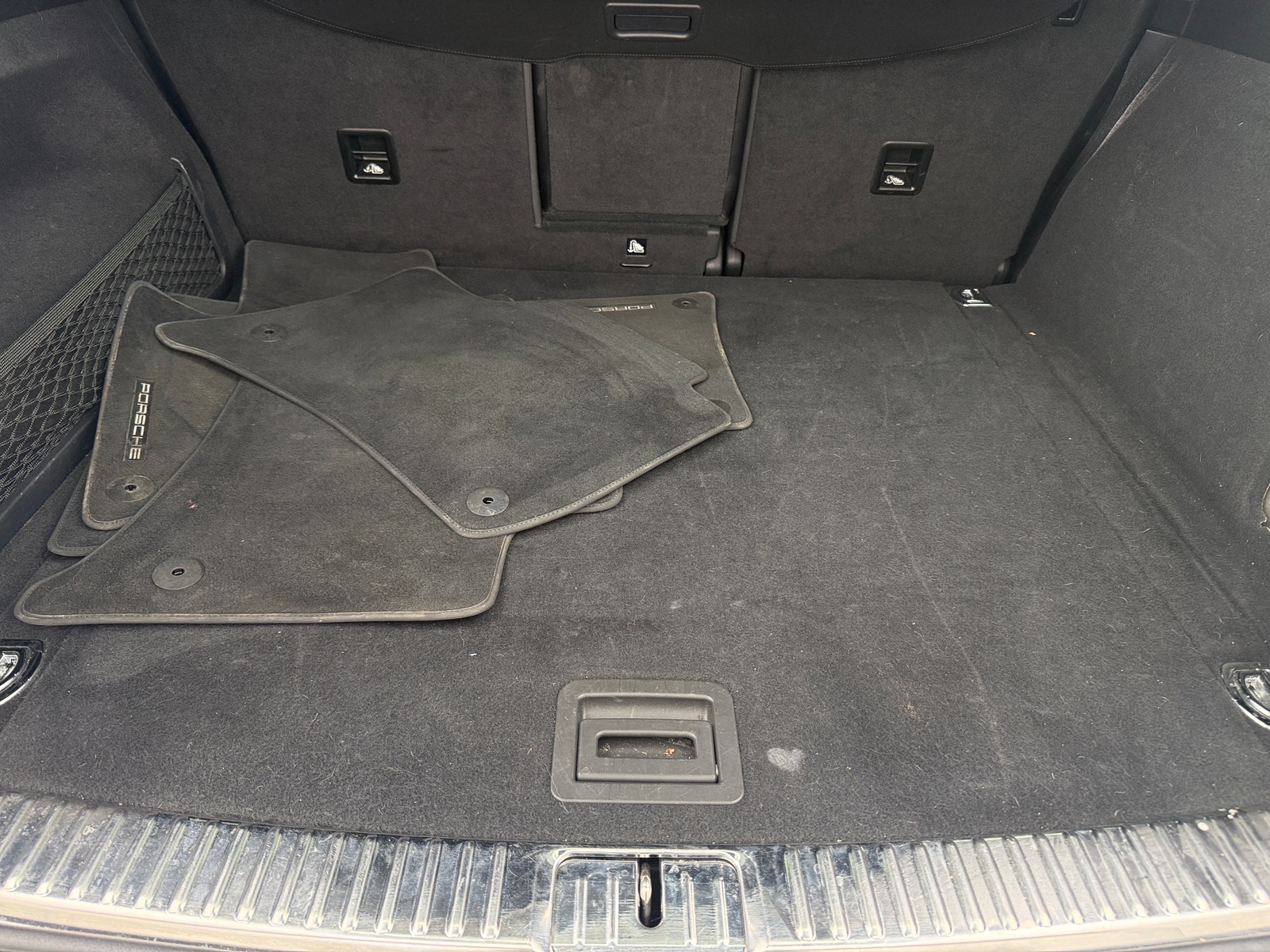 Thumbnail: 2017 Porsche Cayenne - 6