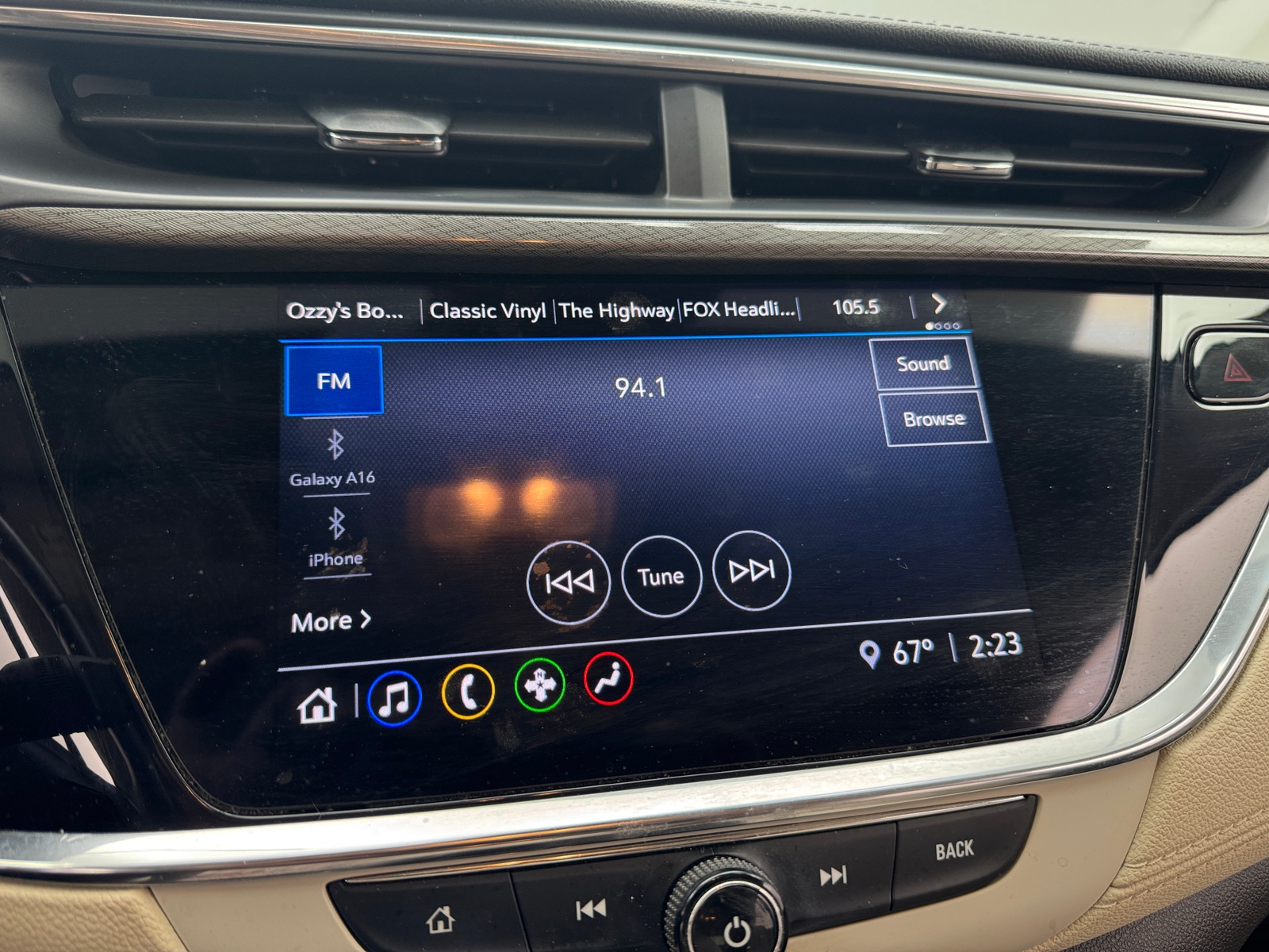 Thumbnail: 2020 Buick Encore GX - 4