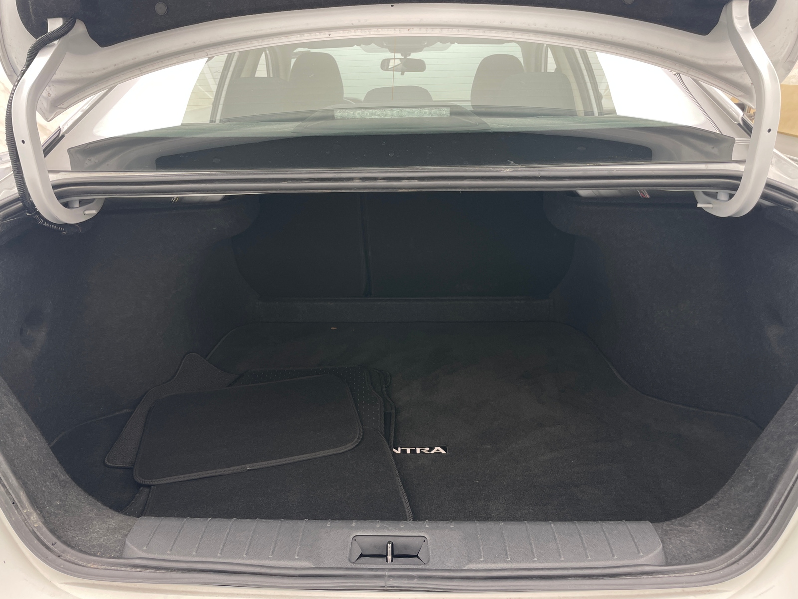 Thumbnail: 2025 Nissan Sentra - 6