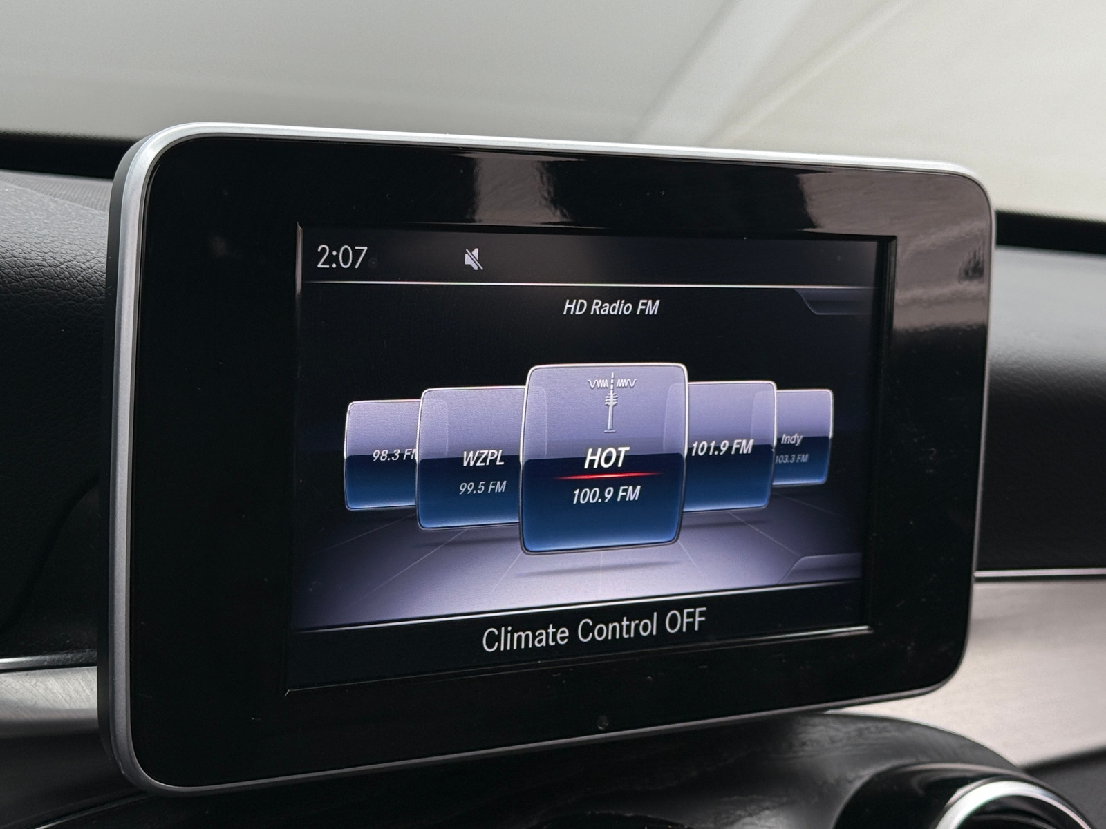 Thumbnail: 2018 Mercedes-Benz C-Class - 3