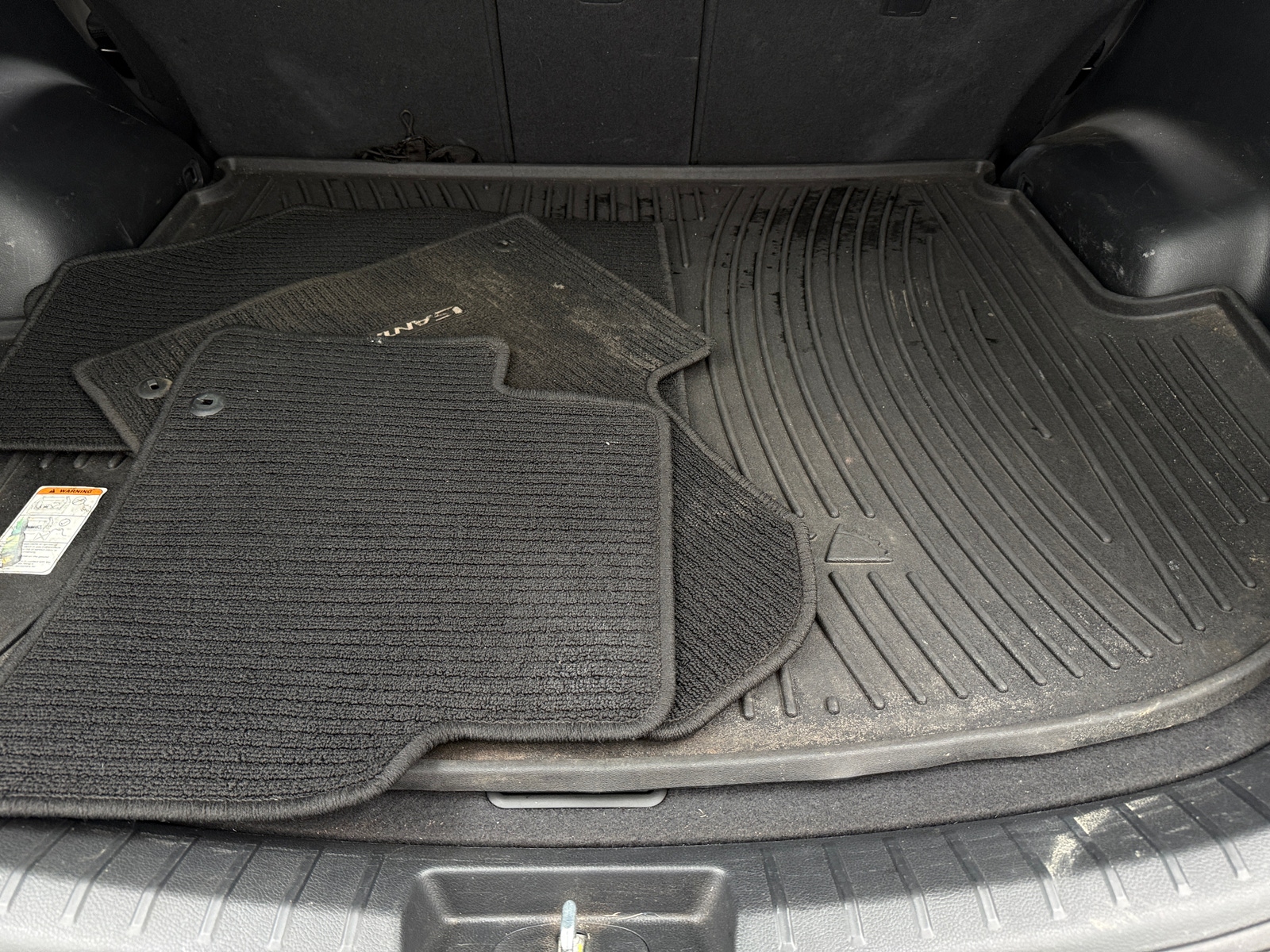 Thumbnail: 2017 Hyundai Santa Fe - 6