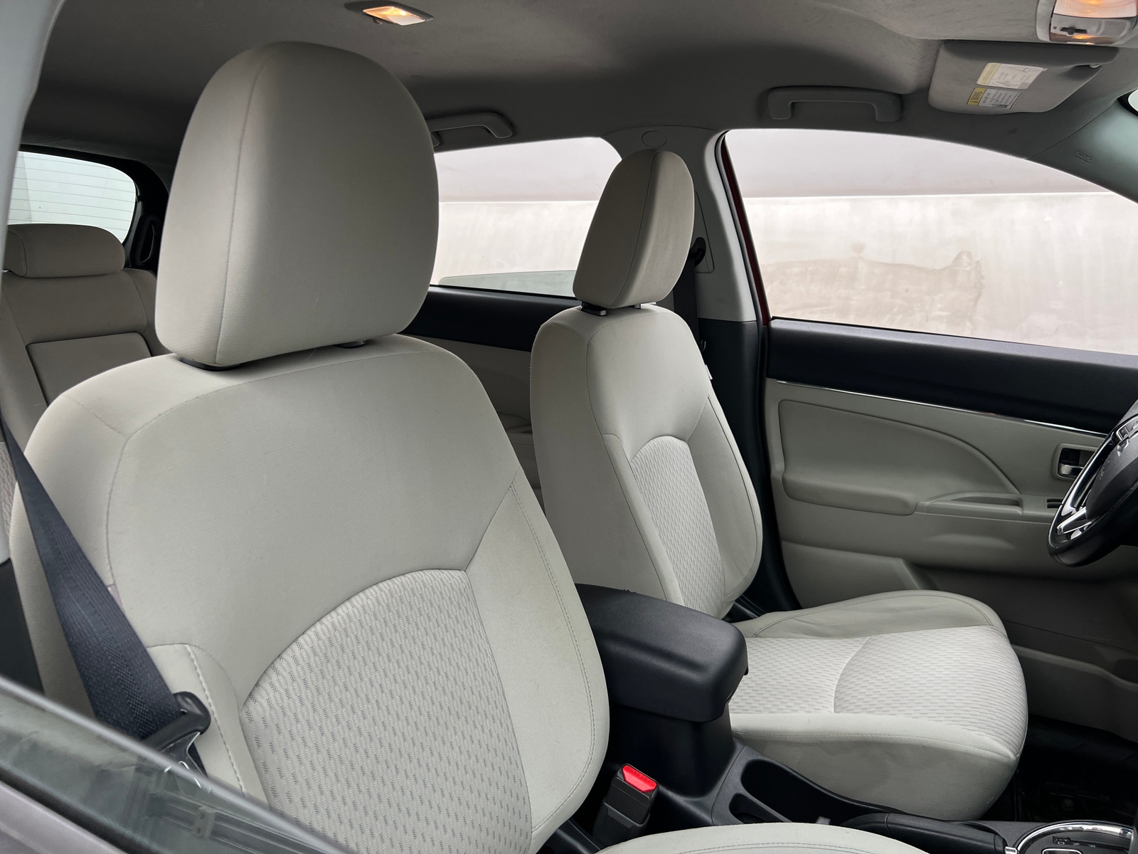 Thumbnail: 2017 Mitsubishi Outlander Sport - 2