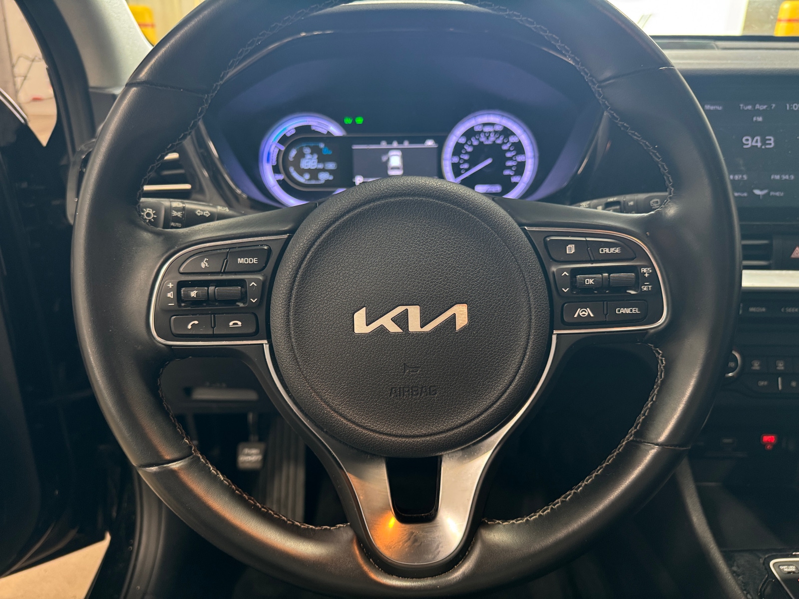 Thumbnail: 2022 Kia Niro - 5