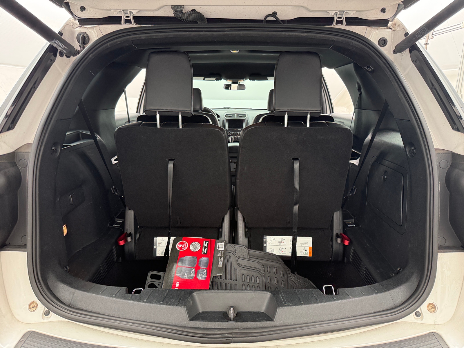 Thumbnail: 2019 Ford Explorer - 7