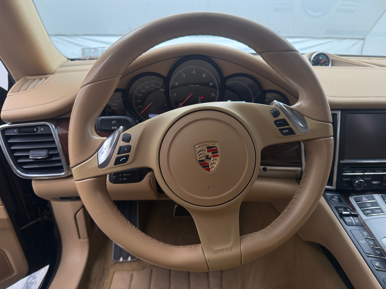 Thumbnail: 2014 Porsche Panamera - 4