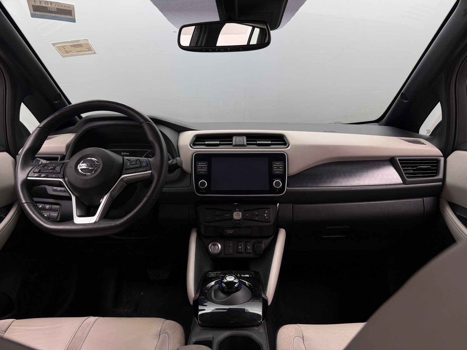 Thumbnail: 2020 Nissan Leaf - 2