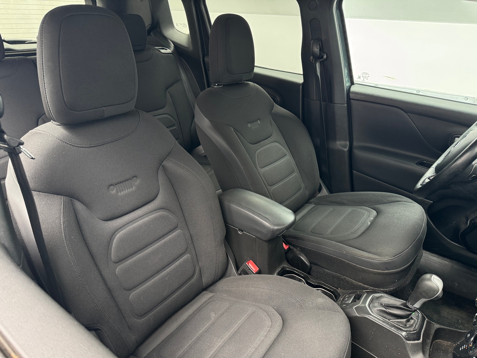 Thumbnail: 2017 Jeep Renegade - 2