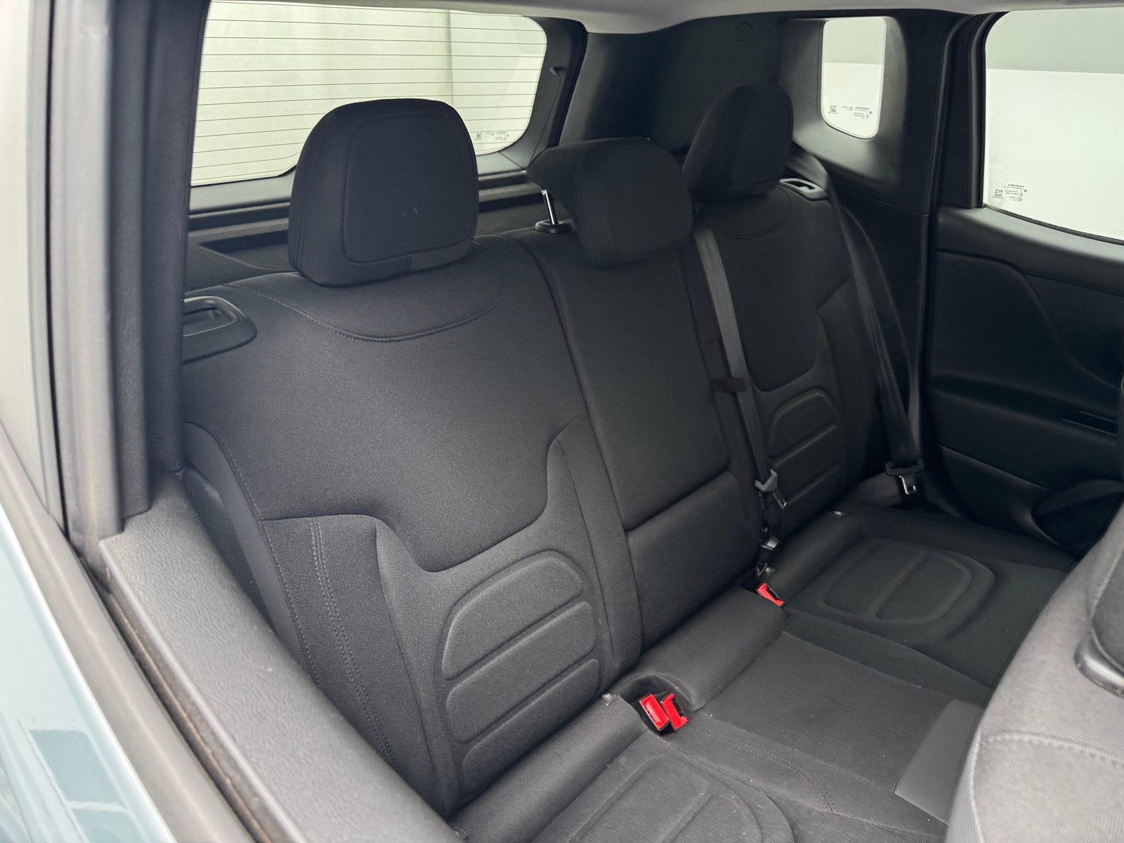 Thumbnail: 2017 Jeep Renegade - 6