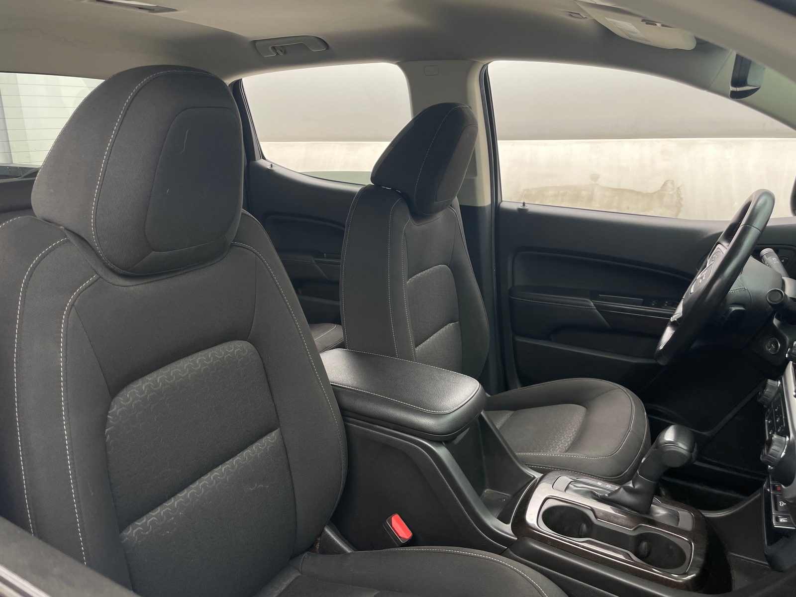 Thumbnail: 2015 GMC Canyon - 2