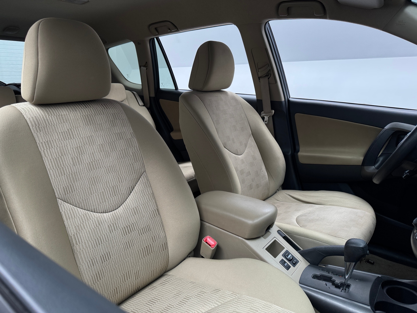 Thumbnail: 2011 Toyota RAV4 - 2