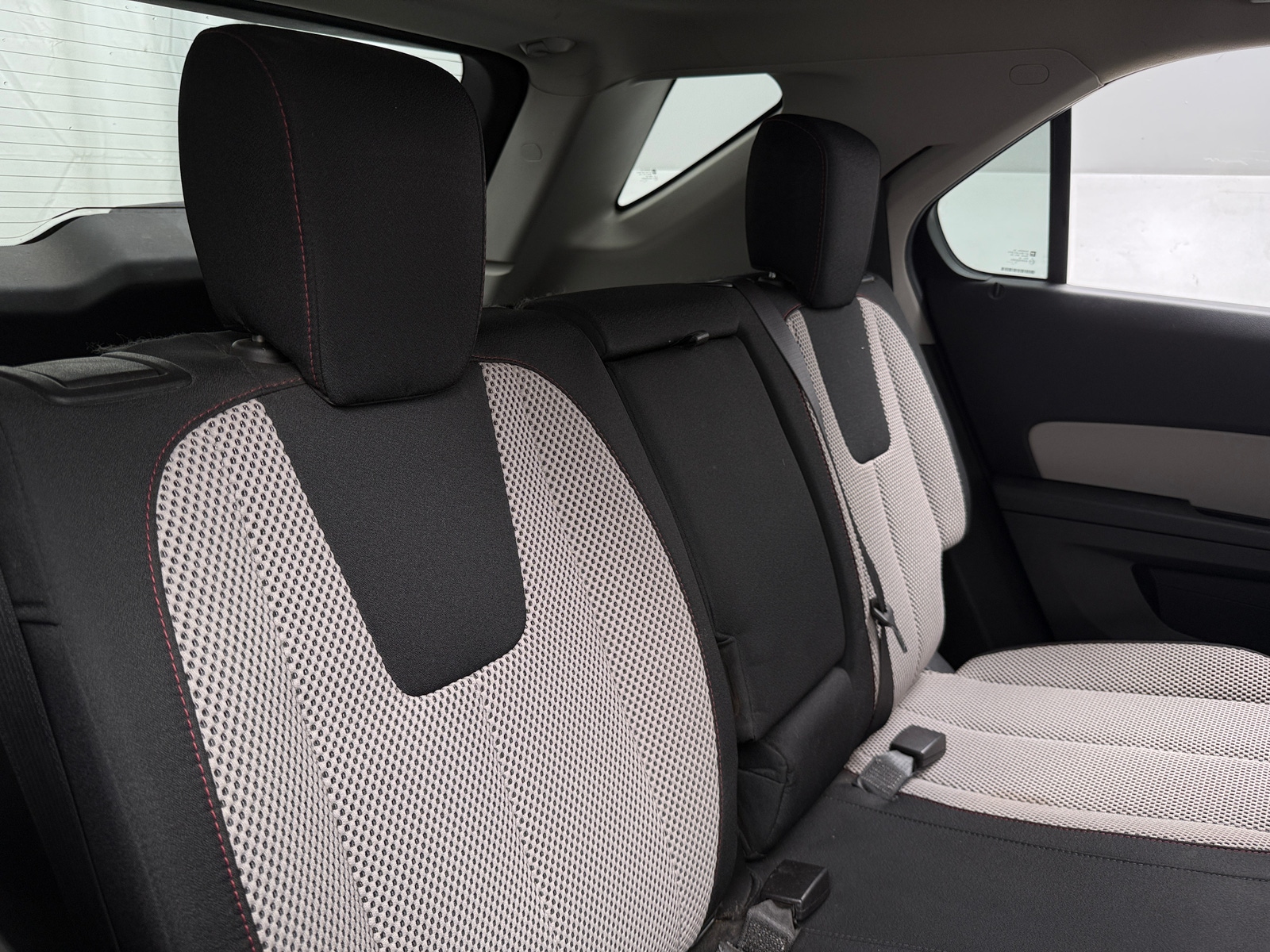 Thumbnail: 2017 Chevrolet Equinox - 6