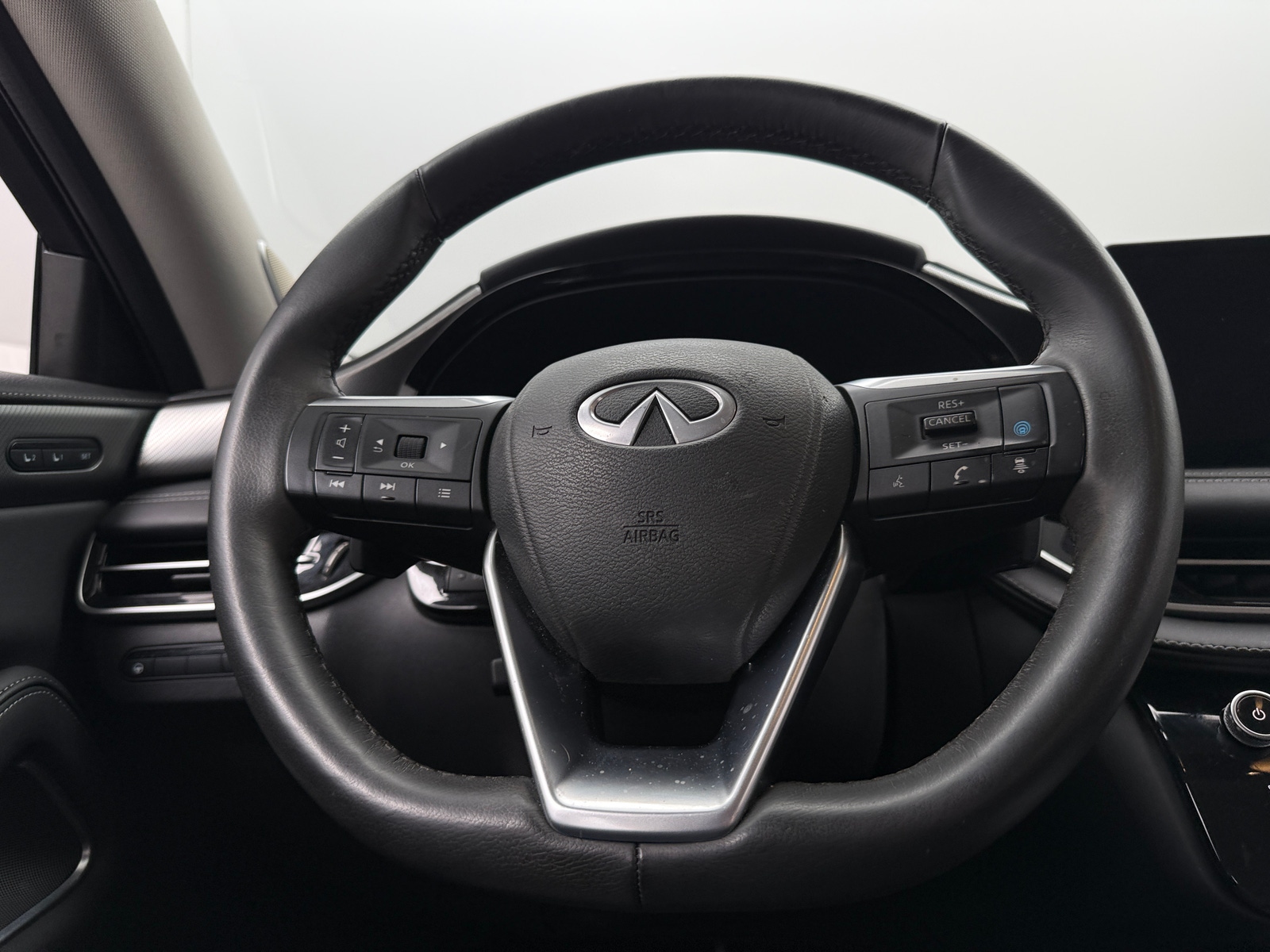 Thumbnail: 2025 INFINITI QX60 - 4