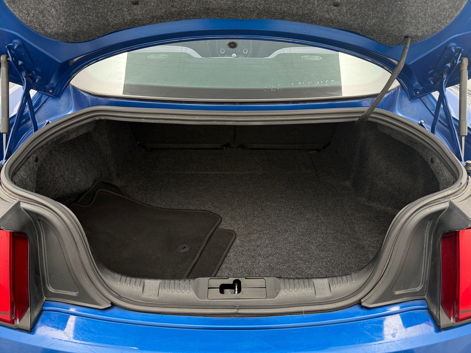 Thumbnail: 2017 Ford Mustang - 5