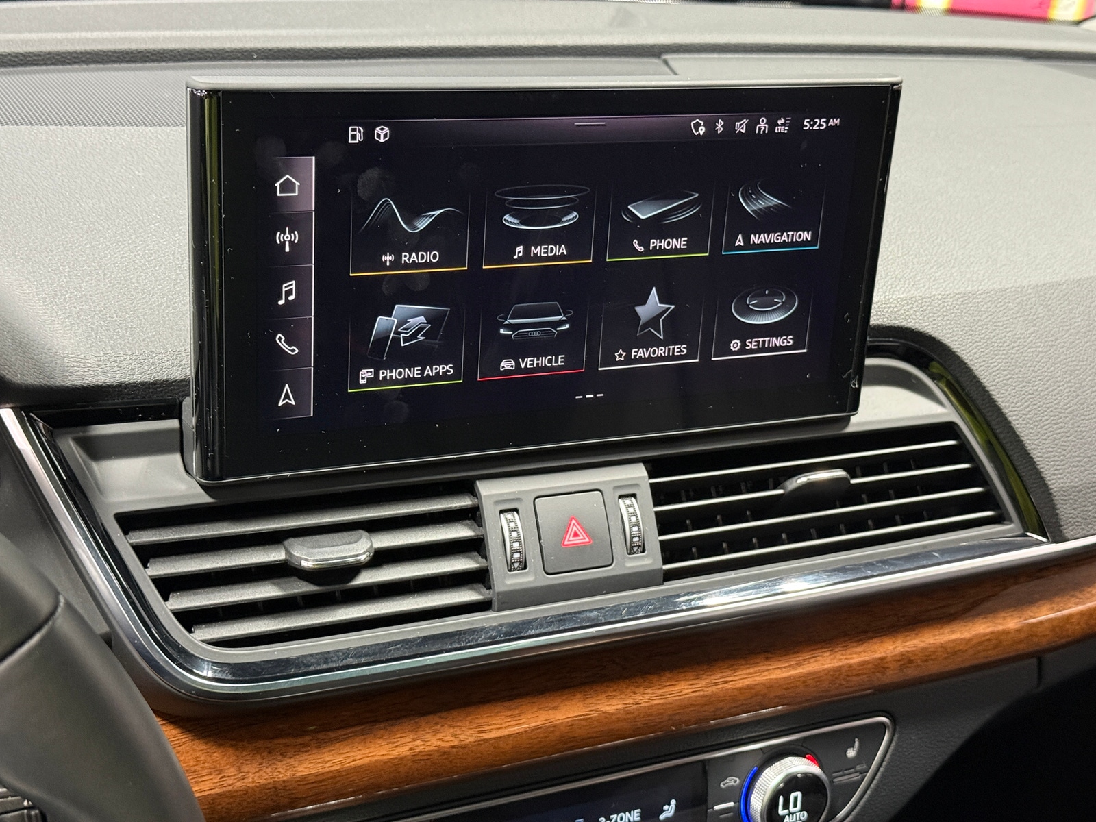 Thumbnail: 2022 Audi Q5 - 3