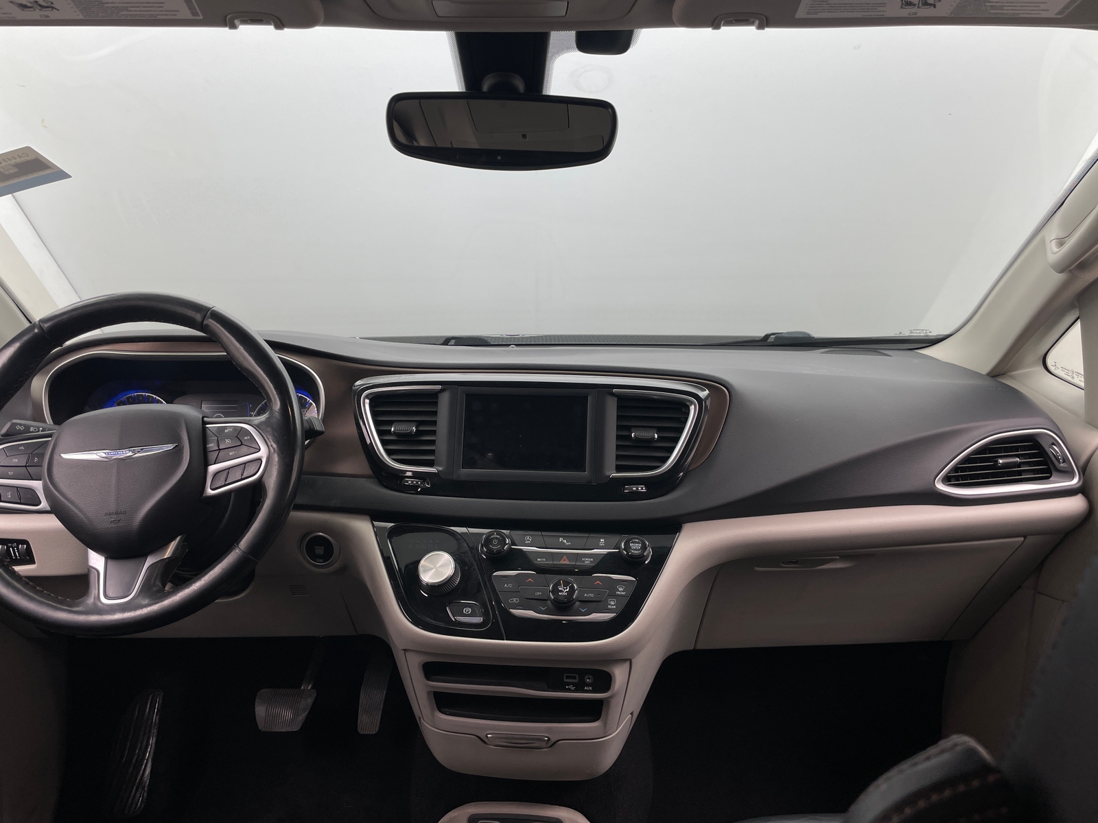 Thumbnail: 2019 Chrysler Pacifica - 2