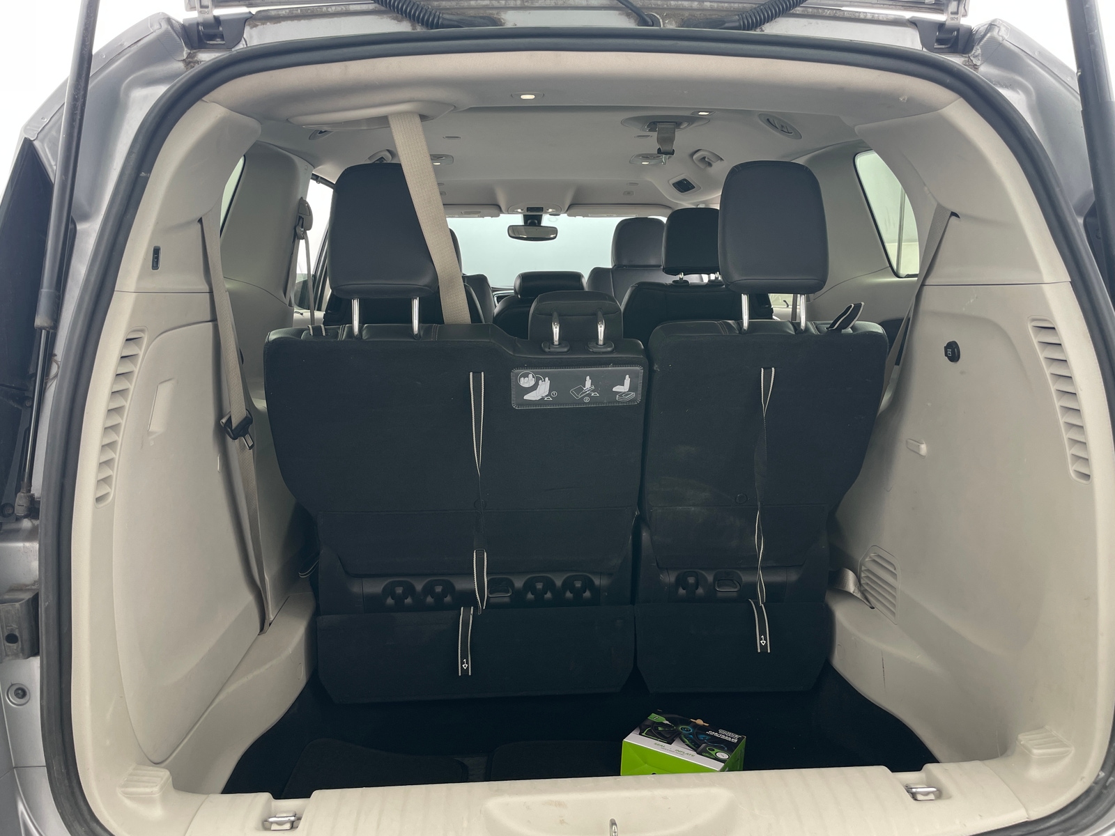 Thumbnail: 2019 Chrysler Pacifica - 6