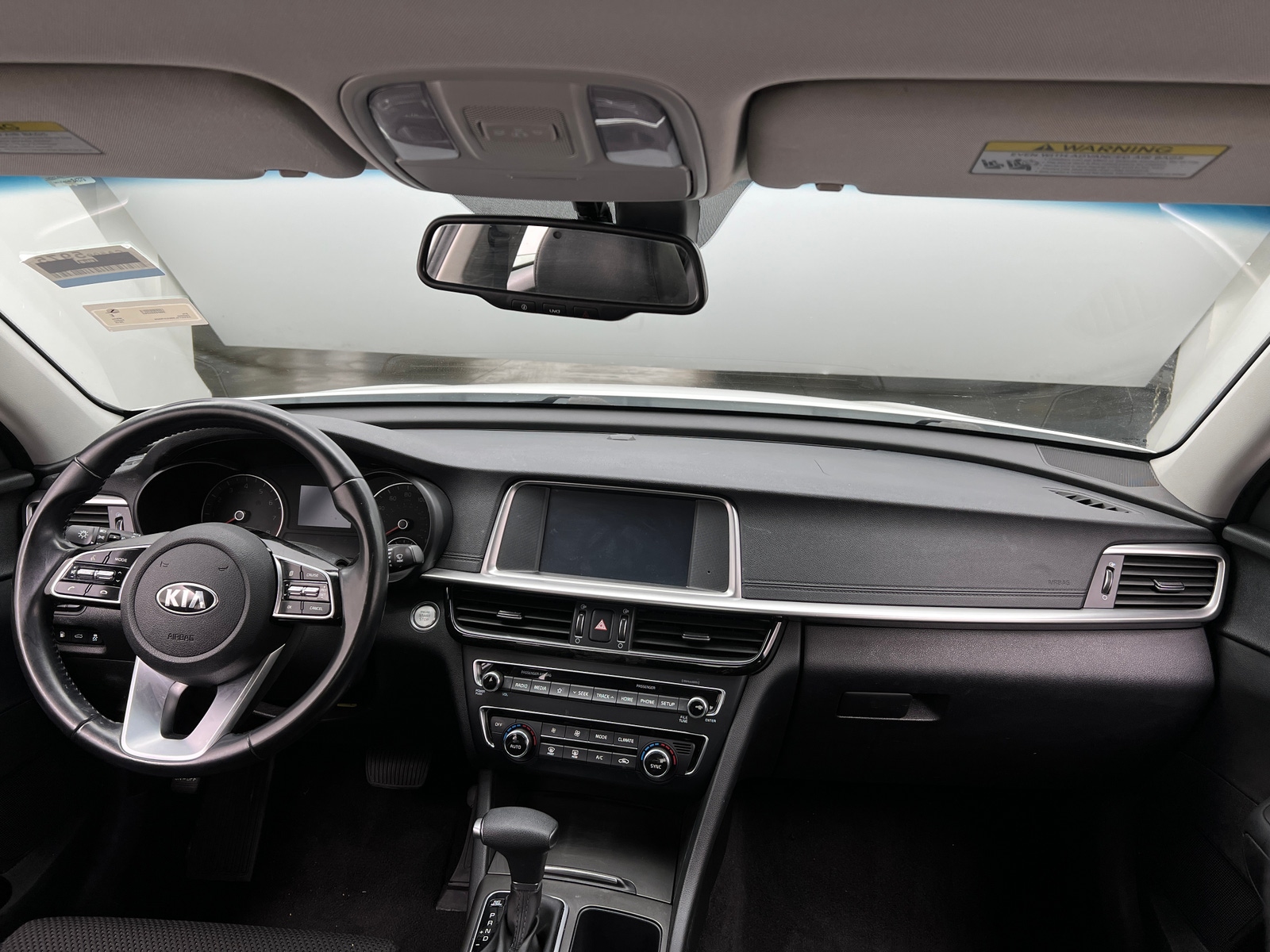 Thumbnail: 2019 Kia Optima - 3