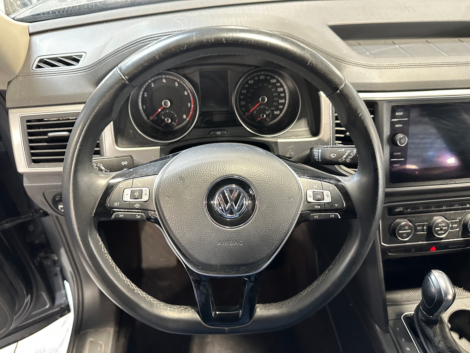 Thumbnail: 2019 Volkswagen Atlas - 4