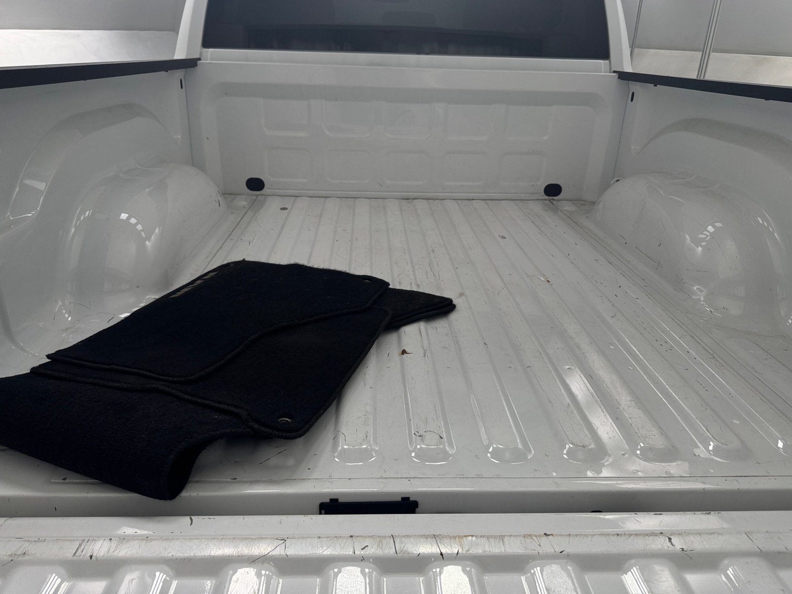 Thumbnail: 2019 RAM 1500 Classic - 7