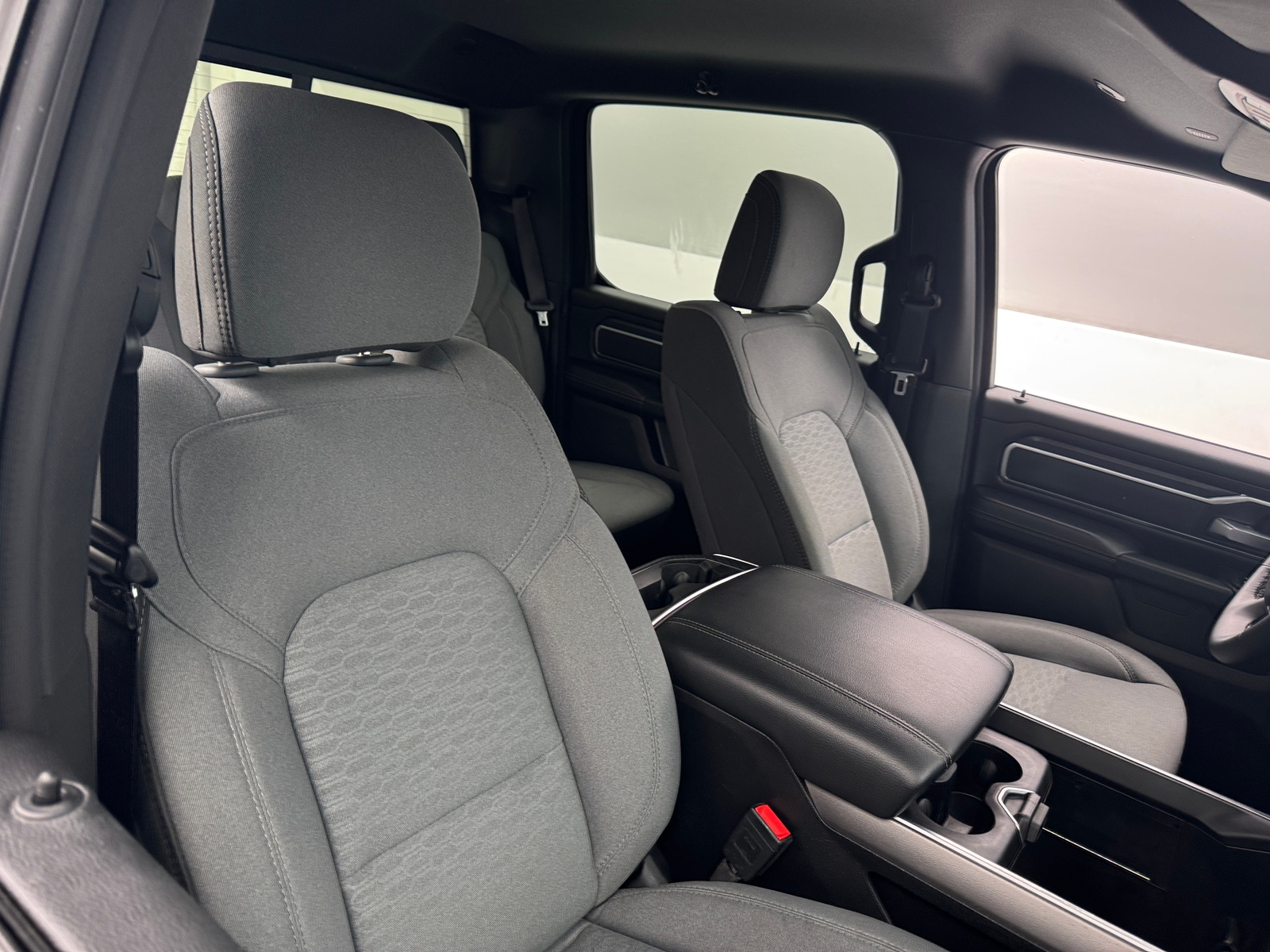 Thumbnail: 2025 RAM 1500 - 2