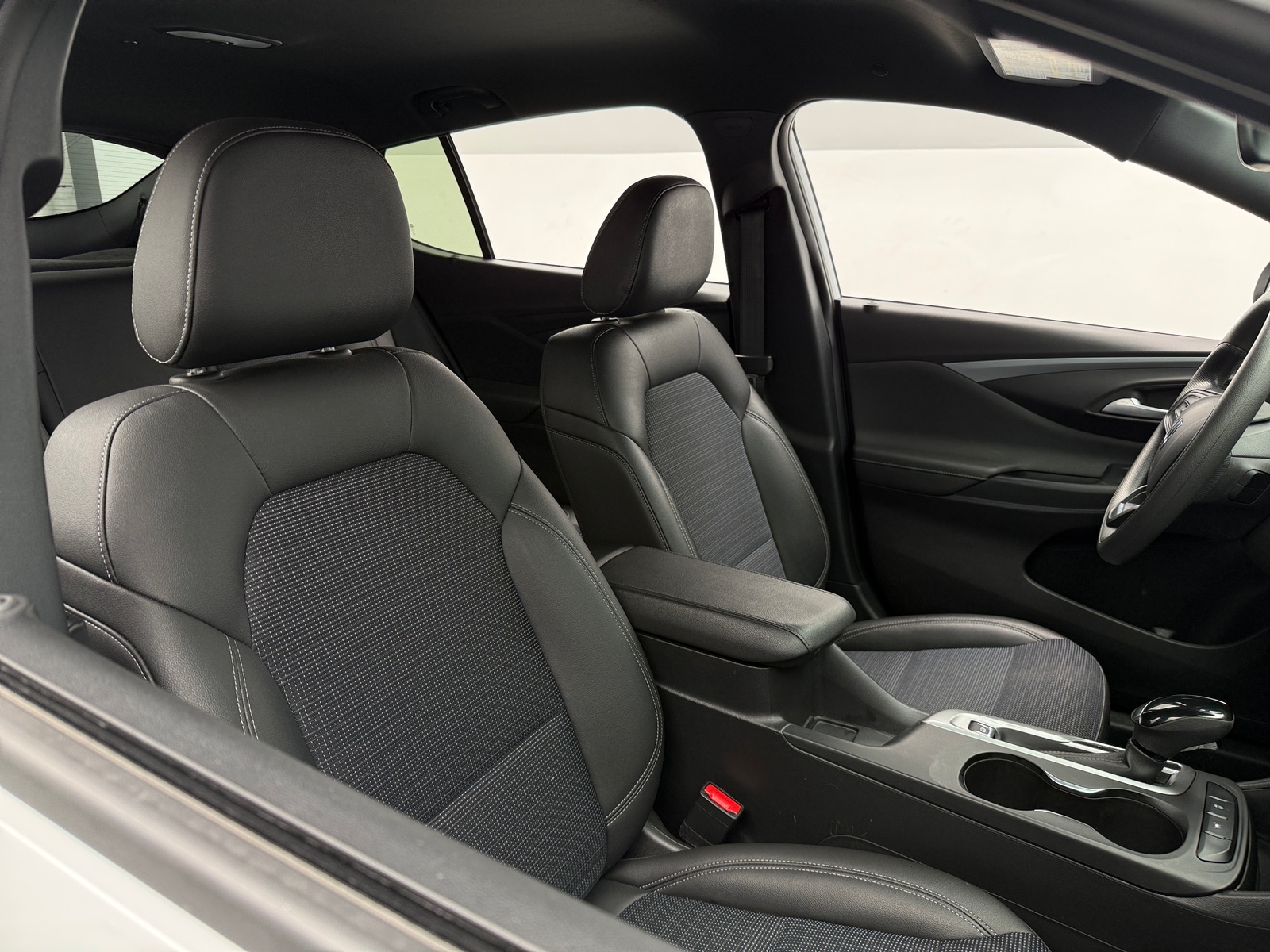 Thumbnail: 2025 Buick Envista - 2